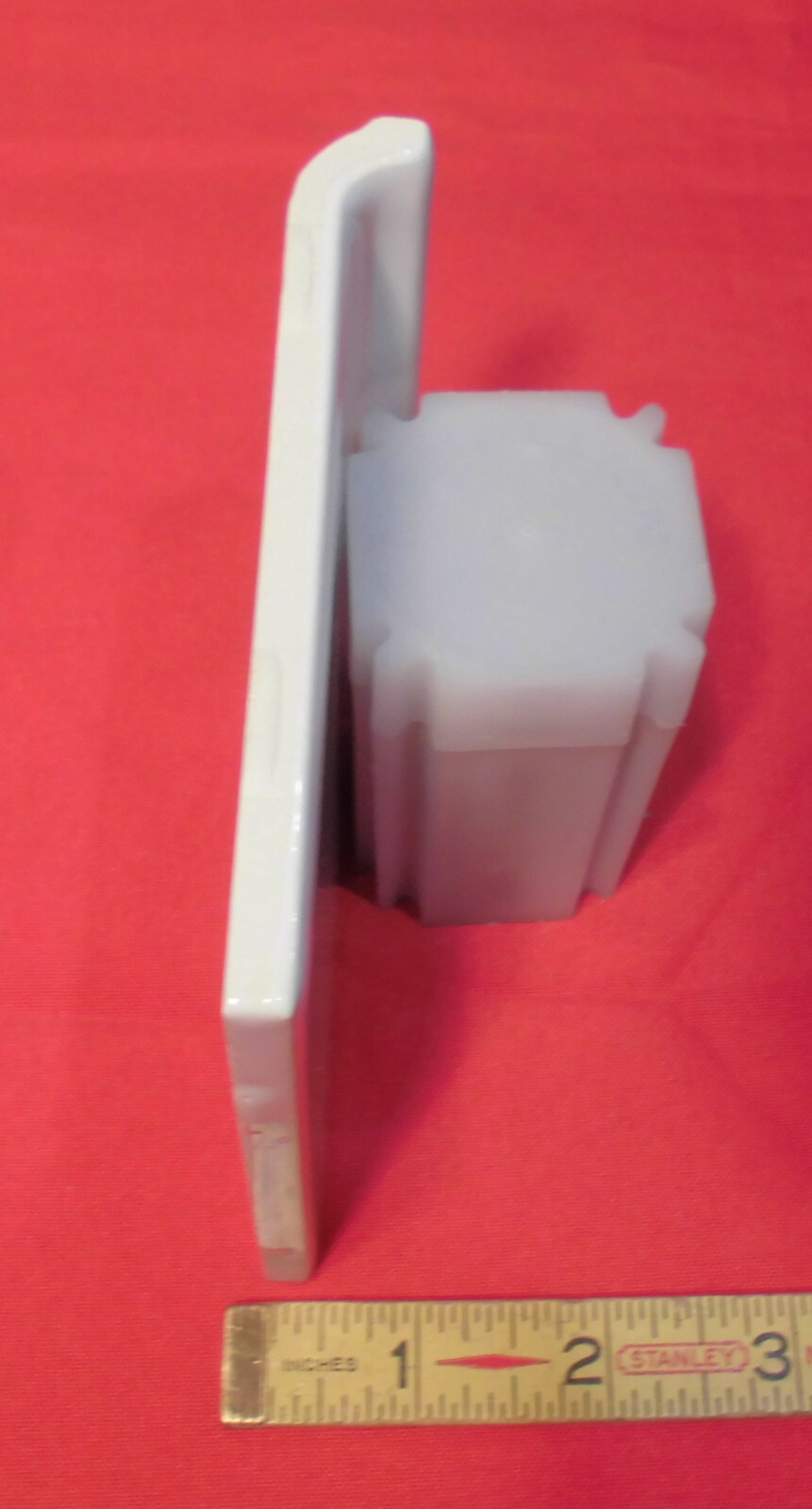 1 pc. Glossy Ice White: stack-on base/cove Ceramic Tile; 4-1/4″ X 4-1/4″ NEW