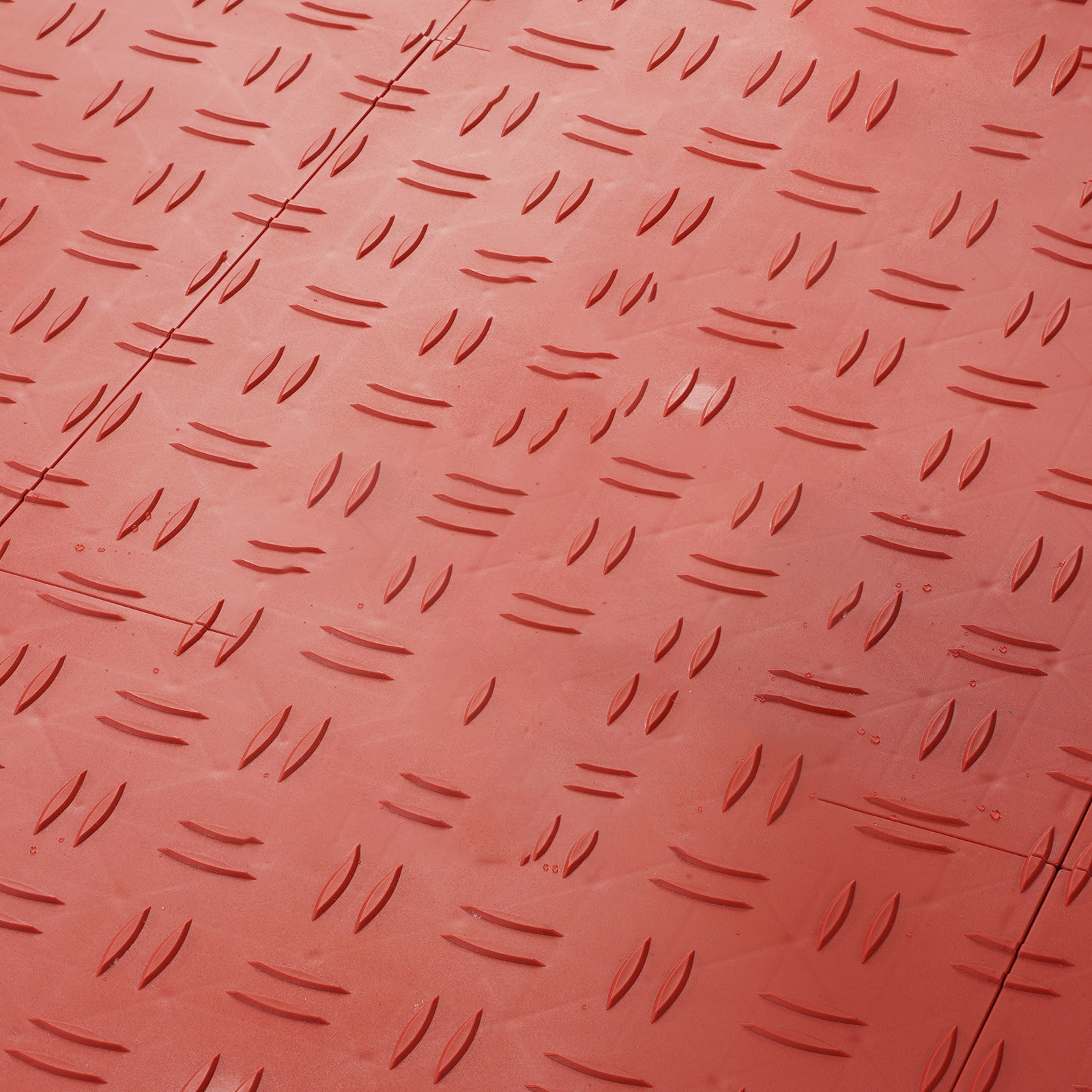 VEVOR Garage Tiles Interlocking 12×12 in 25 Pack Garage Flooring Tiles Red