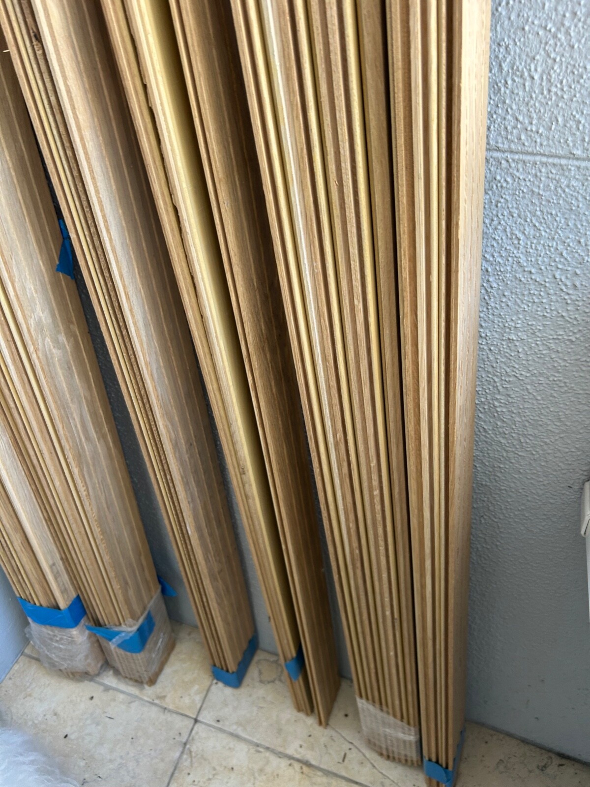 Natural Oak Wood Planks 48 Square Feet – New – 3″ Wide x 1/2″ wide