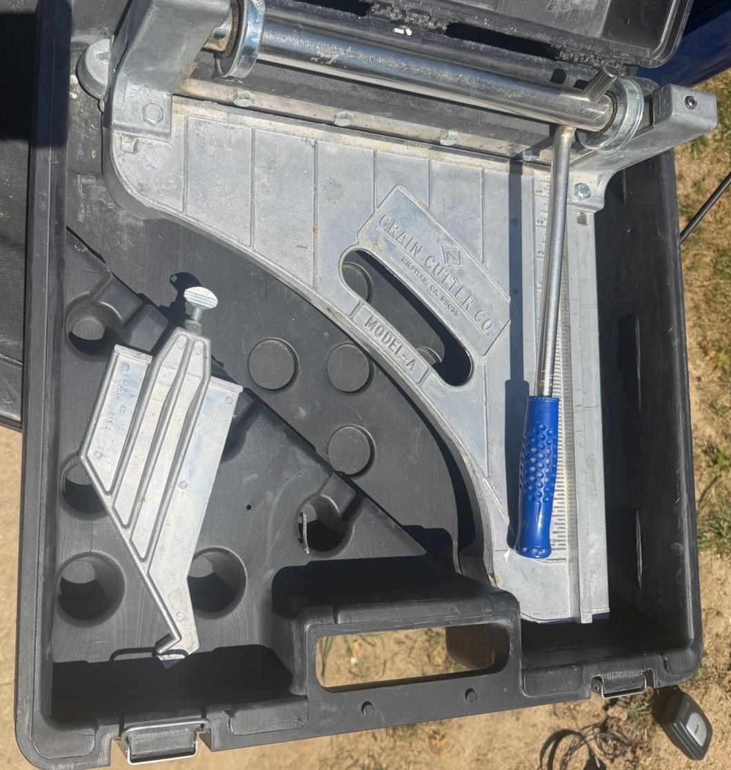 Crain Tile Cutter Model A MPN 001 with Carrying Case Professional Tool