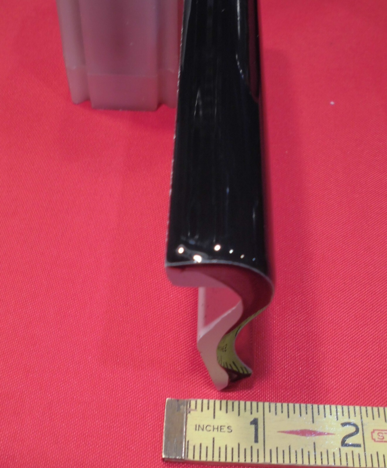 1 pc. Glossy Black: Ceramic Chair Rail made by American Olean, 2-1/2″ X 6″
