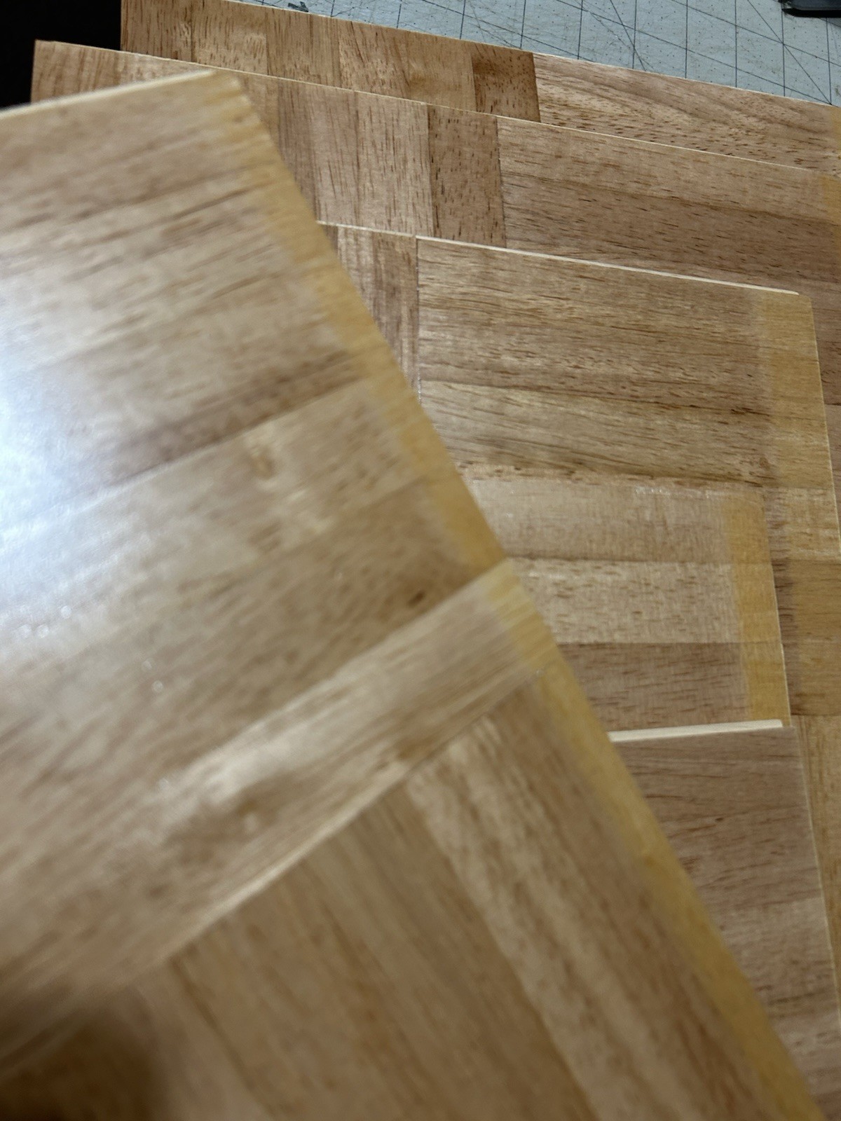 OakTree “Sun Exposure” Hevea Parquet Tile Flooring (10 Tiles/Package) CHESTNUT