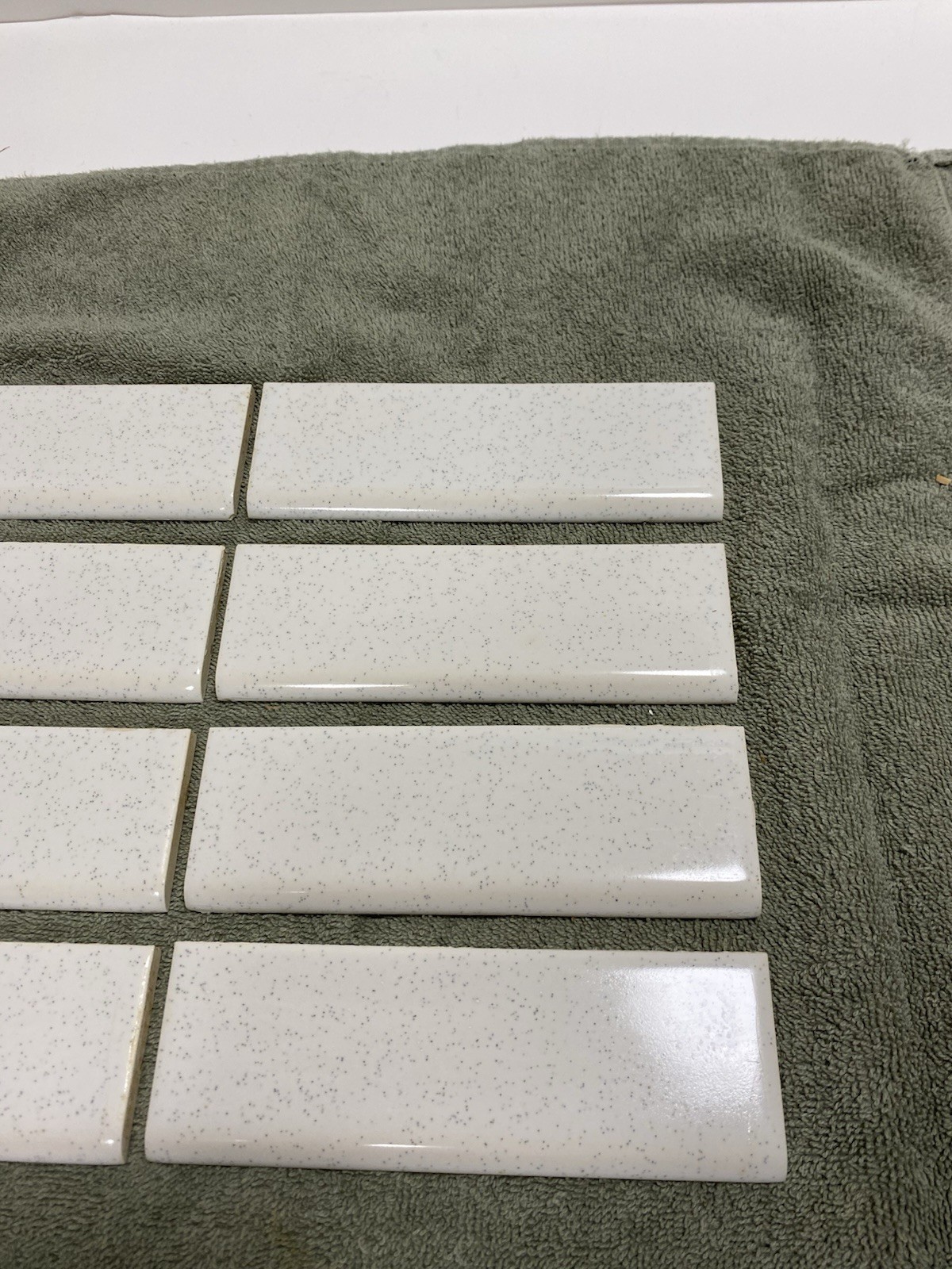 8- Vintage (1950-60s) White Speckled Ceramic Tile – Edge Bullnose (6×2)