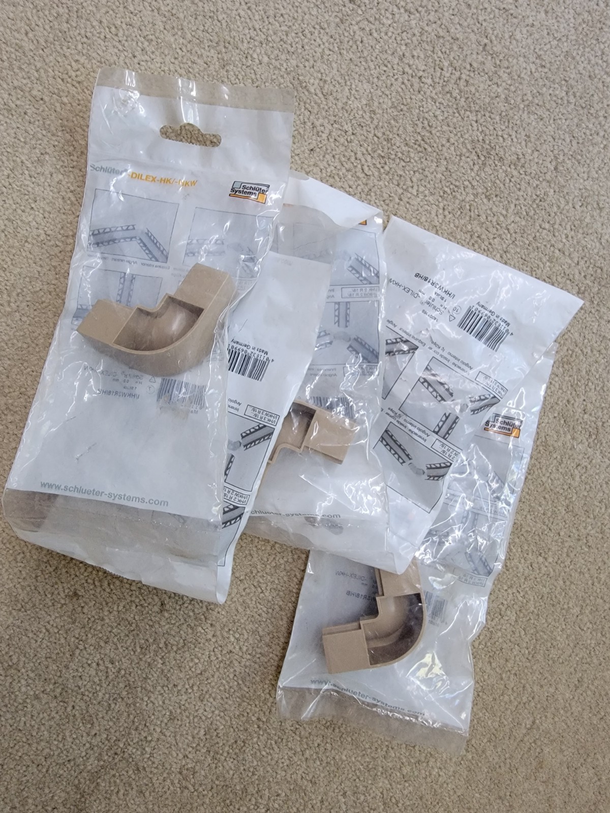 Schluter Dilex-HKW PVC Inside Corner Light Beige 1in x 2in – Lot of 5 – New