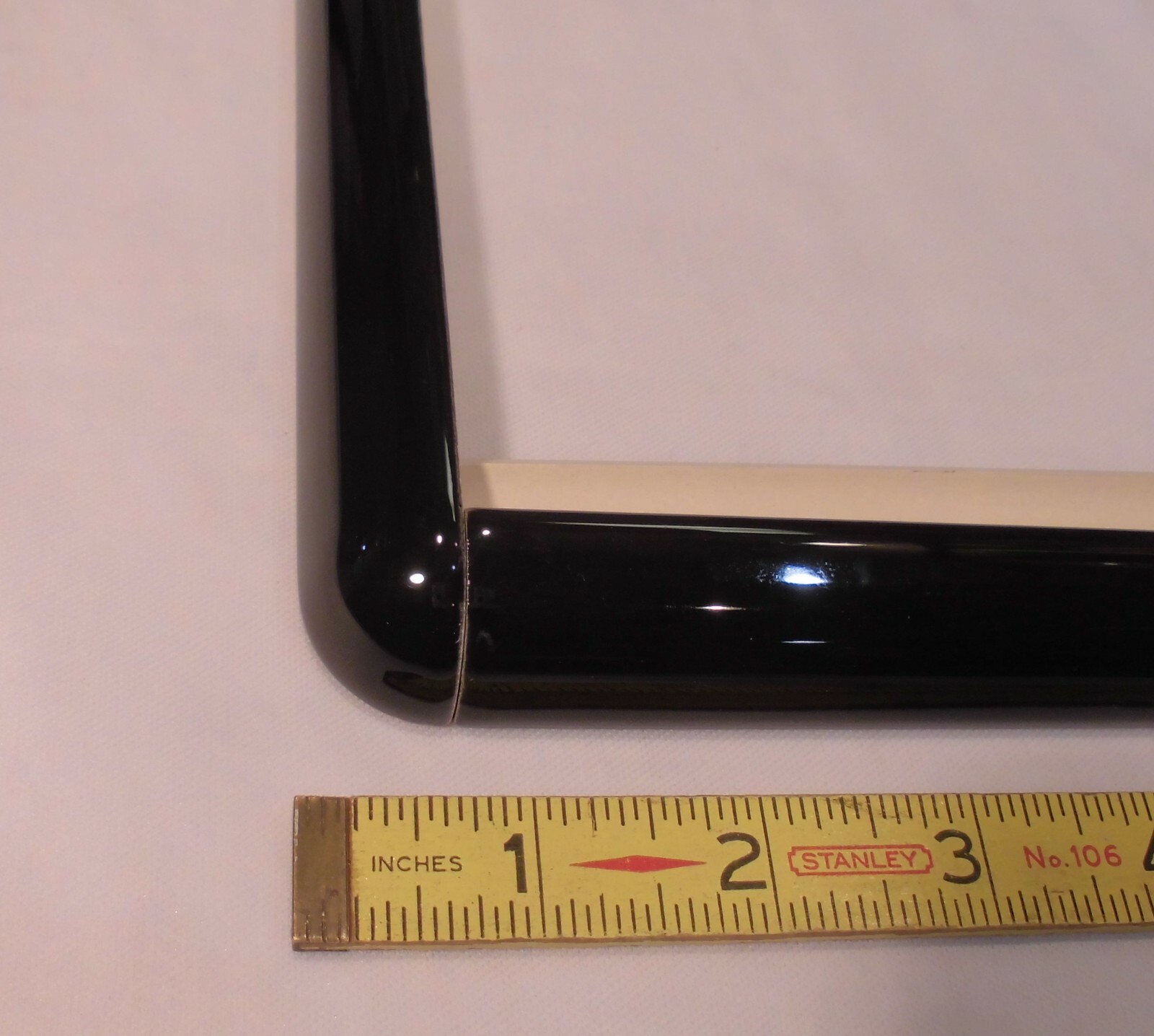 2 pcs. *Gloss Black* Ceramic Quarter Round Tiles 1″ X 6″ Finished Corner Beak