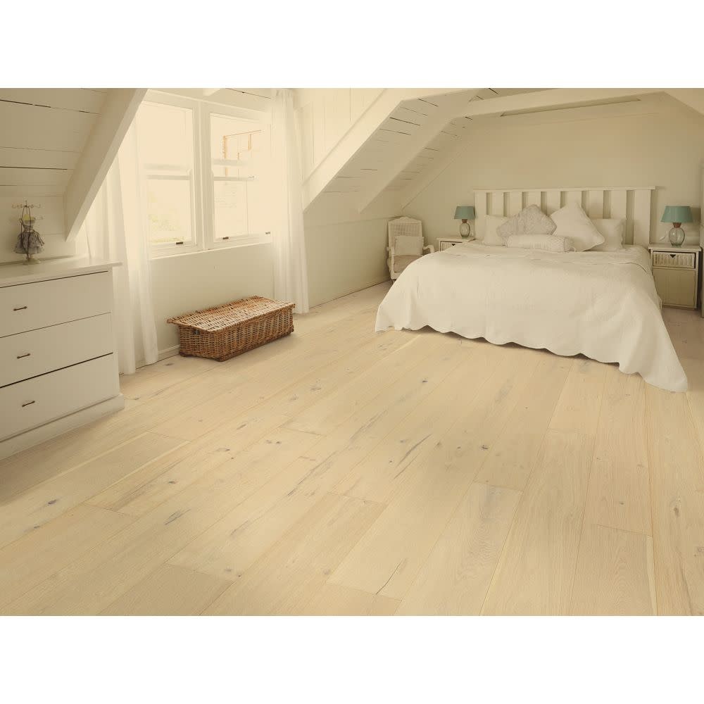 Shaw SW754 Expressions 9″W Wire Brushed Engineered White Oak – Mural