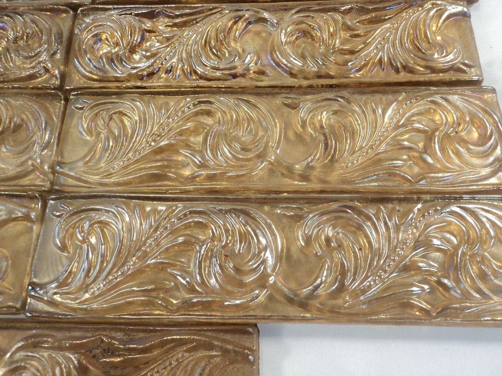 Lot of 13 Daltile Salerno Smoky Topaz Glass Accent Border Tiles 2.5 X 9.75-10’8″
