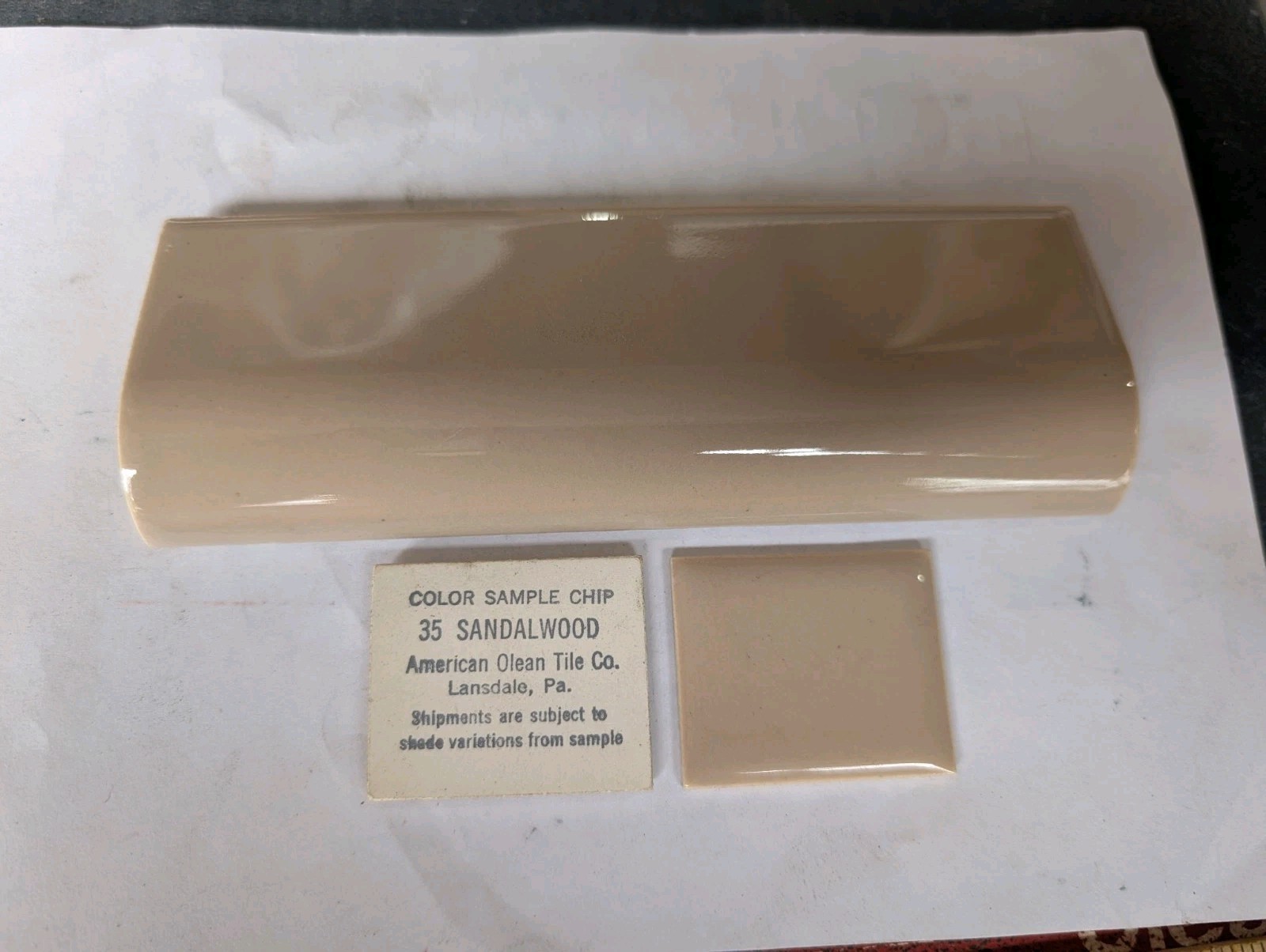 2 pcs American Olean Bullnose Mud Cap A4200 2″ X 6″ Sandalwood #35 Glossy NEW