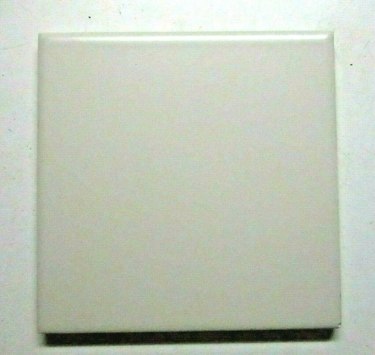 1 Wall Tile Mannington USA 4-3/8″ Square Matte 207 Bone Ceramic Porcelain Vtg