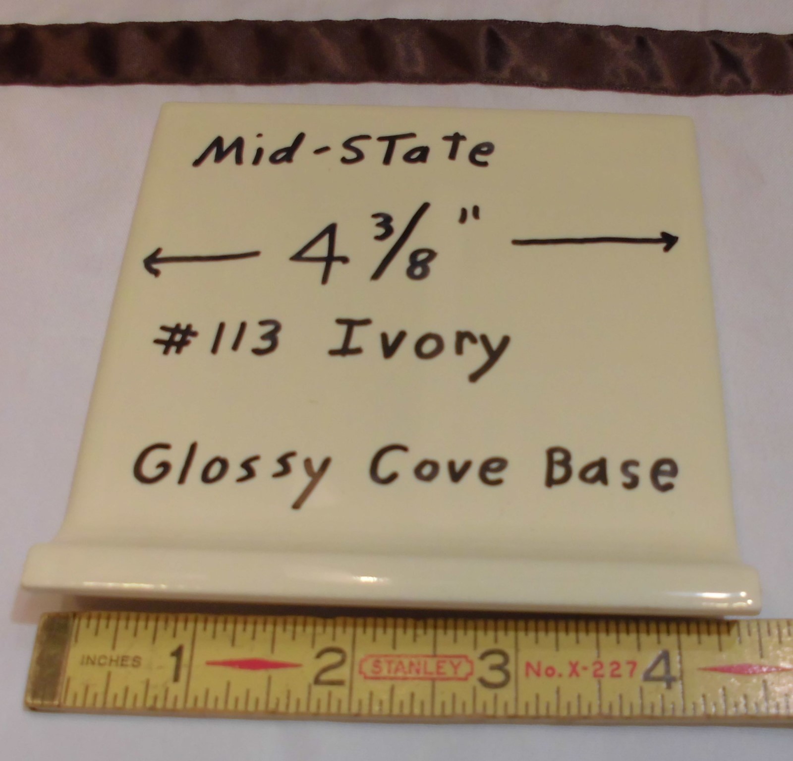 1 pc. Glossy Ivory – Lite Yellow 4-3/8″ Ceramic Cove Base Tile: Stack-on-Top