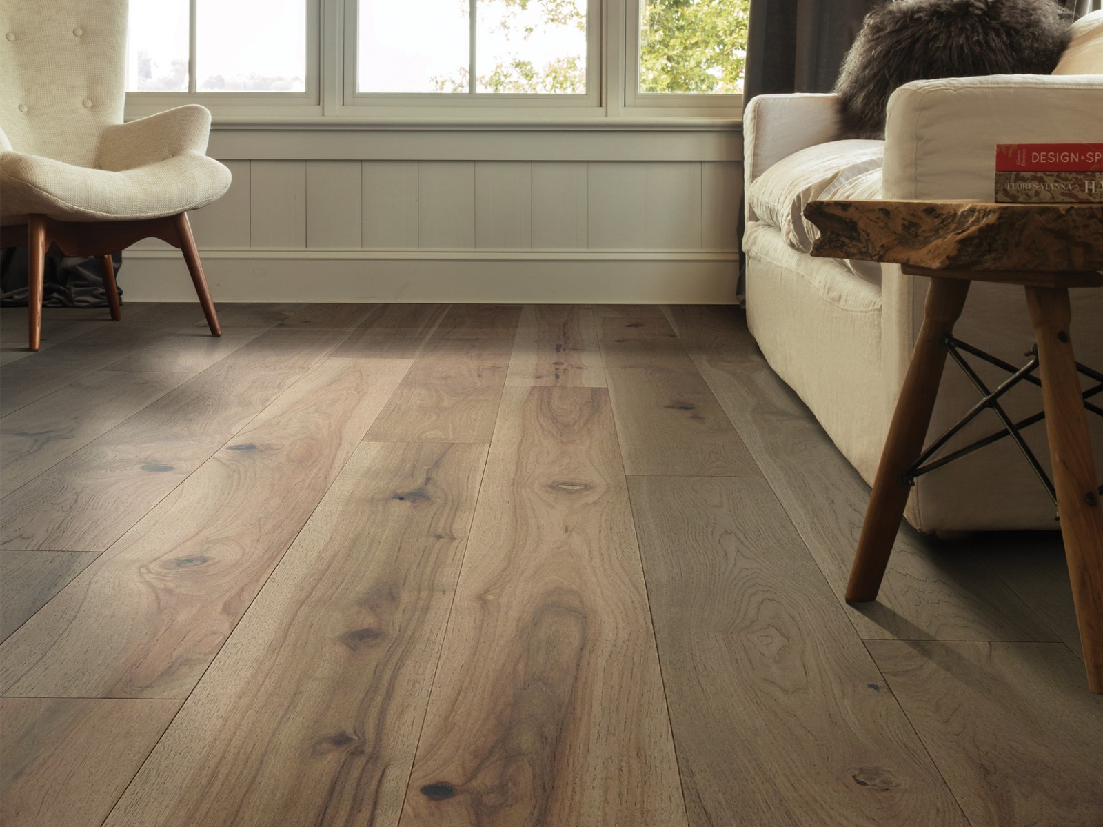 Anderson Tuftex AA828 Imperial Pecan 7-1/2″W Smooth Engineered – Barley