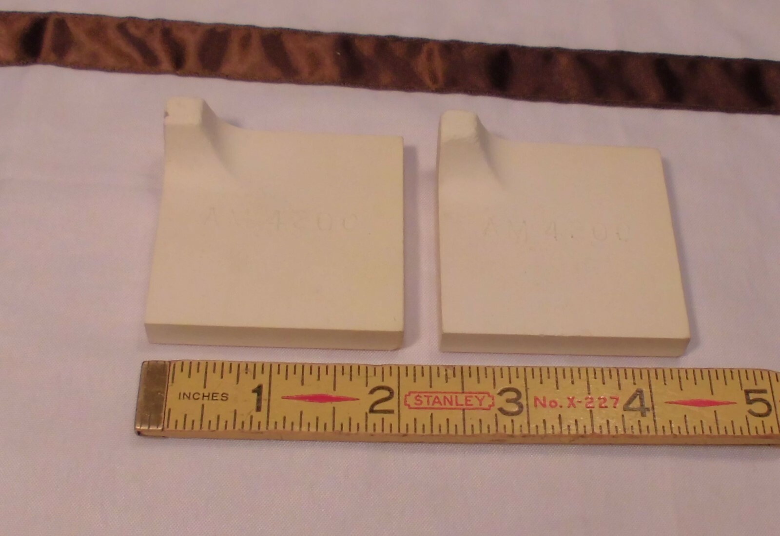2 pcs. *Suntan Color* Ceramic Bullnose; Radius Inside Corner Trim Tile 2″ X 2″