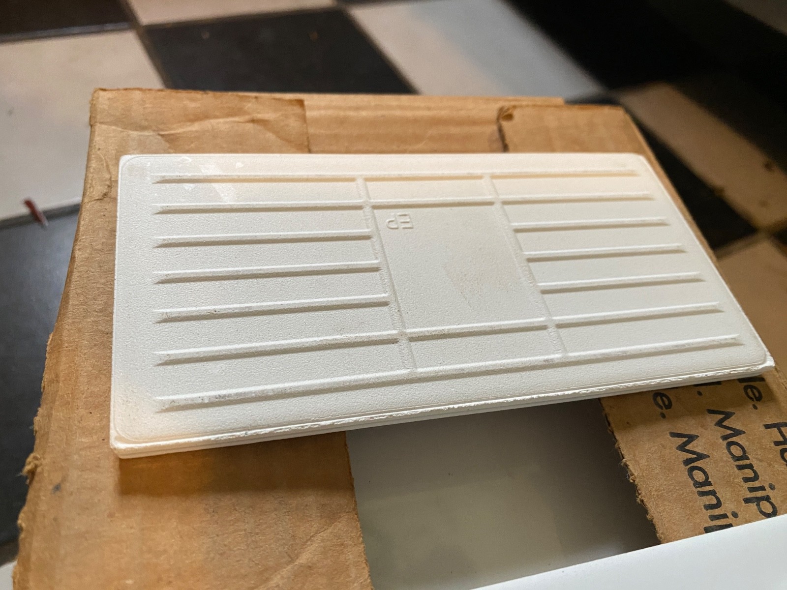 Box/44 Ice White Gloss Field Subway Wall Tiles (Size 3×6 ) AMERICAN OLEAN
