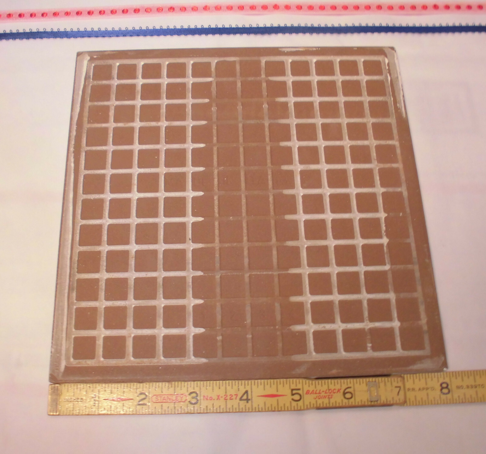 1 pc. “Light Gray” Ceramic Floor Tile 8″ X 8″ Medium Textured; Italian Made New