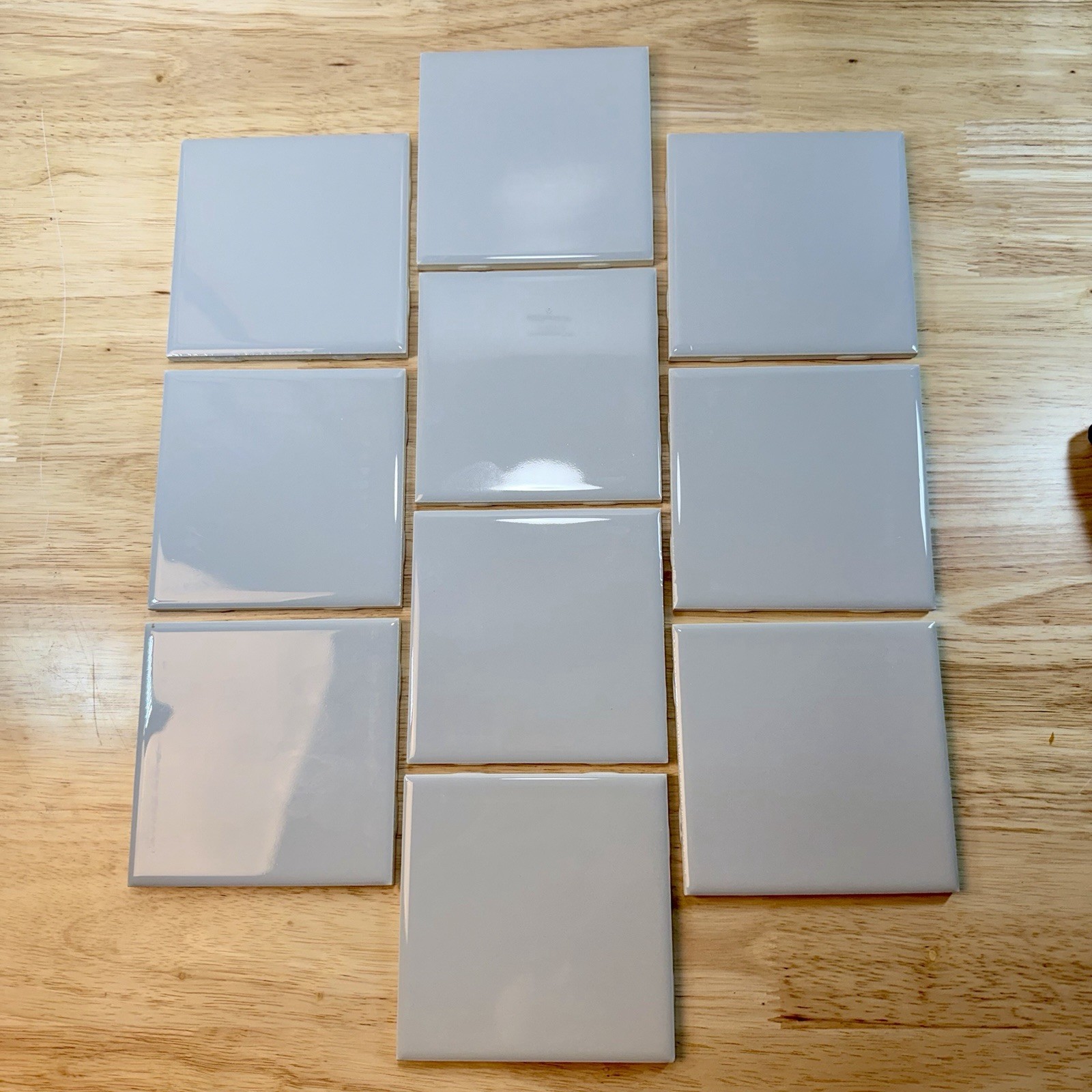 10 PCs ICE GREY Glossy Ceramic Tile Daltile 4-1/4″ Discontinued Color #K-176