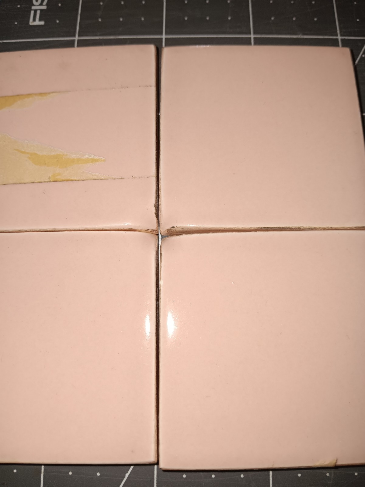 28 pcs. PINK Vintage Ceramic 2″ X 2″ Ceramic Inside Radius Bullnose Corner JAPAN