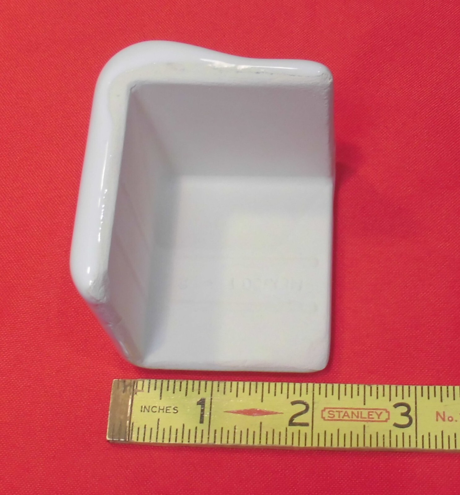1 pc. Glossy Ice/Arctic White: V Cap Corner Ceramic Trim Tile: Countertop Edging