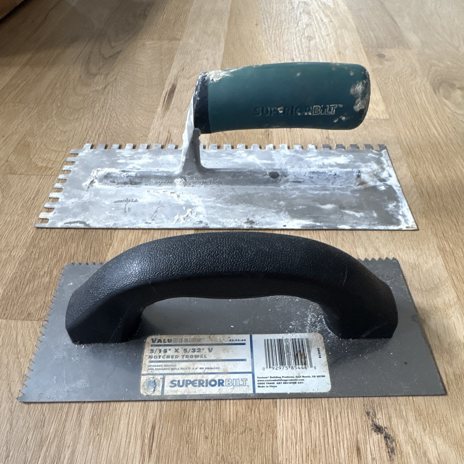 SuperiorBilt ValuSeries V-Notched Trowel 3/16 x 5/32, 2-Pack 85-T4-44