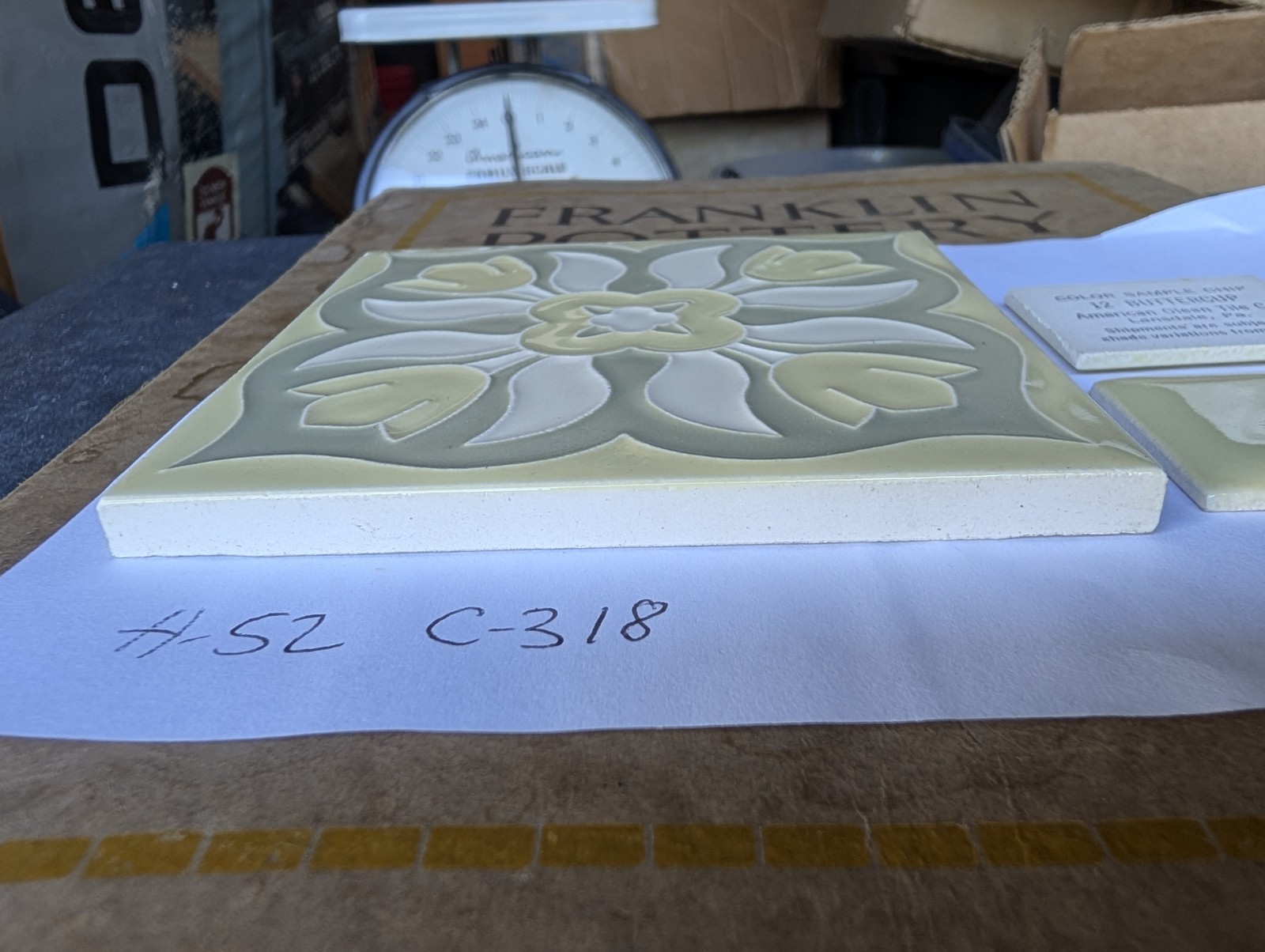 2 pcs American Encaustic Ceramic Tile 4-1/4″ Decorative Inserts H52 C318 Yellow