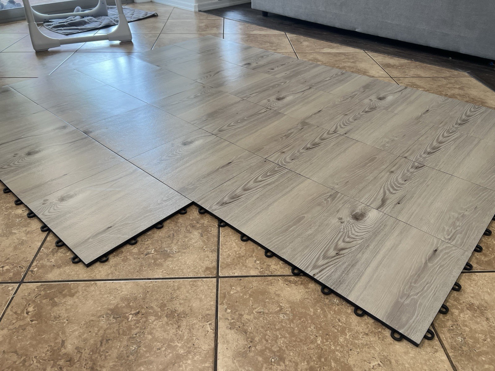 Dance Floor Tiles, Beachwood 12 x 12 in 28 Piece Interlocking Dance Flooring 7×4