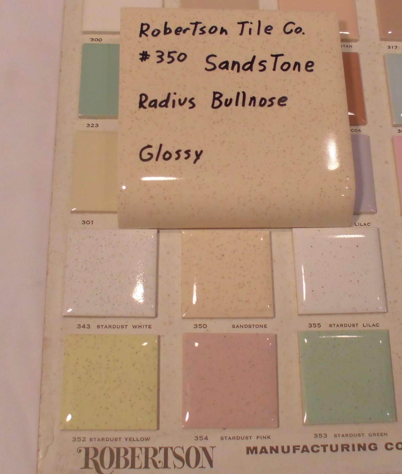 1 pc. Sandstone: Glossy Radius Bullnose Ceramic Tile 4-5/16″ by Robertson Co.