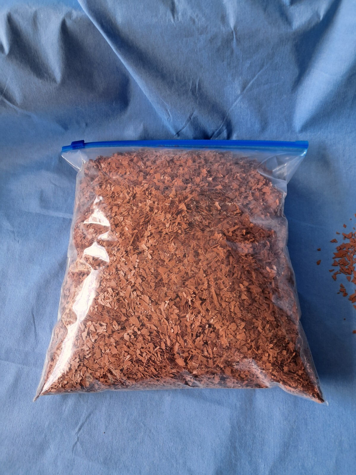 5 Lbs -Mocha Brown- Vinyl Chips/Flakes