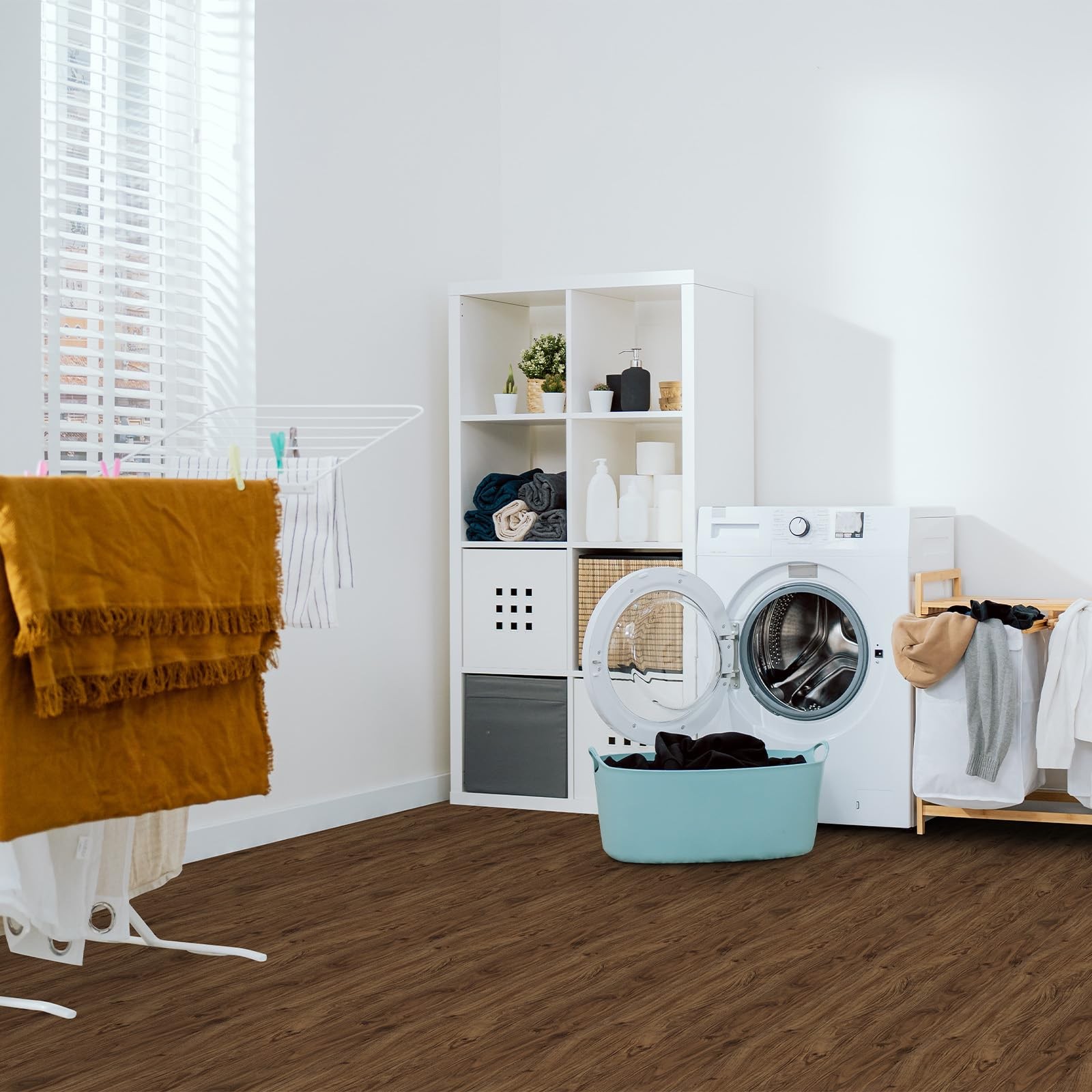 Wood Grain Vinyl Flooring Roll 15.7″ x 118″ Brown Peel & Stick Waterproof Flo…
