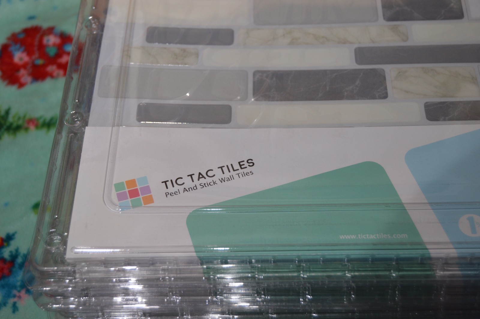 Lot of (9) Tic Tac Tiles Polito Gray 10″x10″ Peel & Stick Tile BRS12
