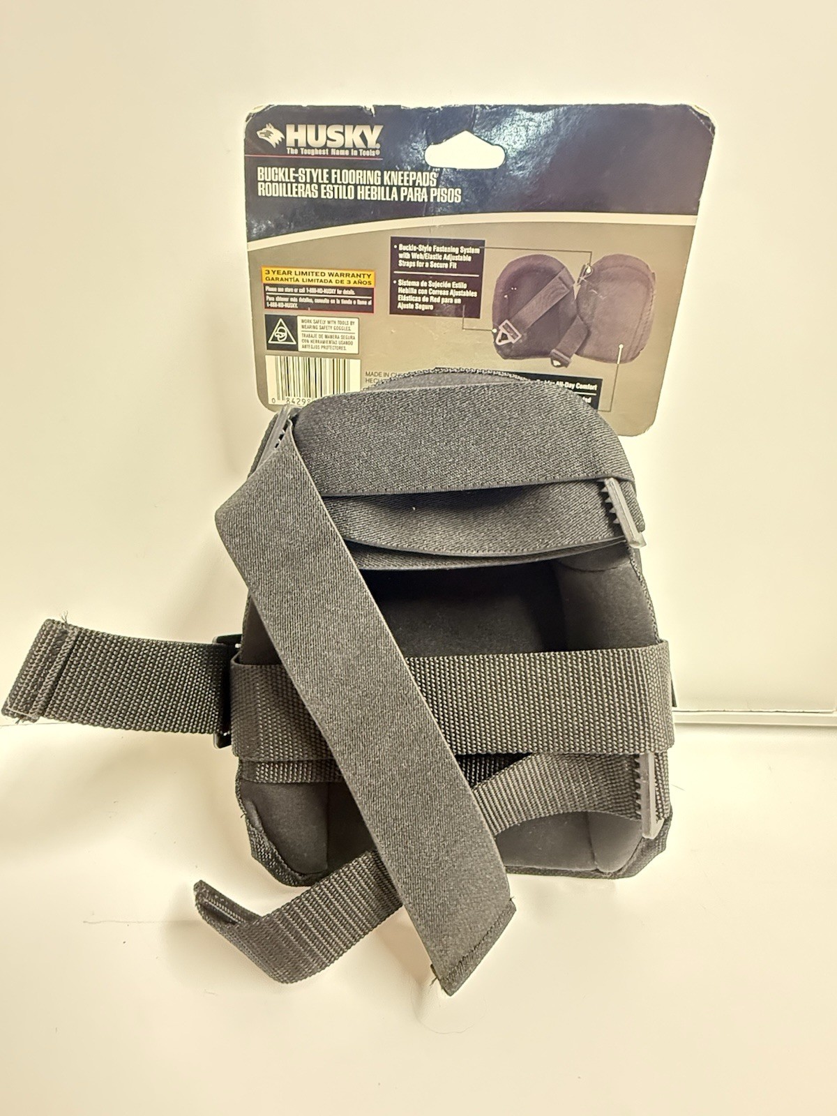 HUSKY Pair of Polyester Black Pro Flooring Kneepads Buckle Style NEW