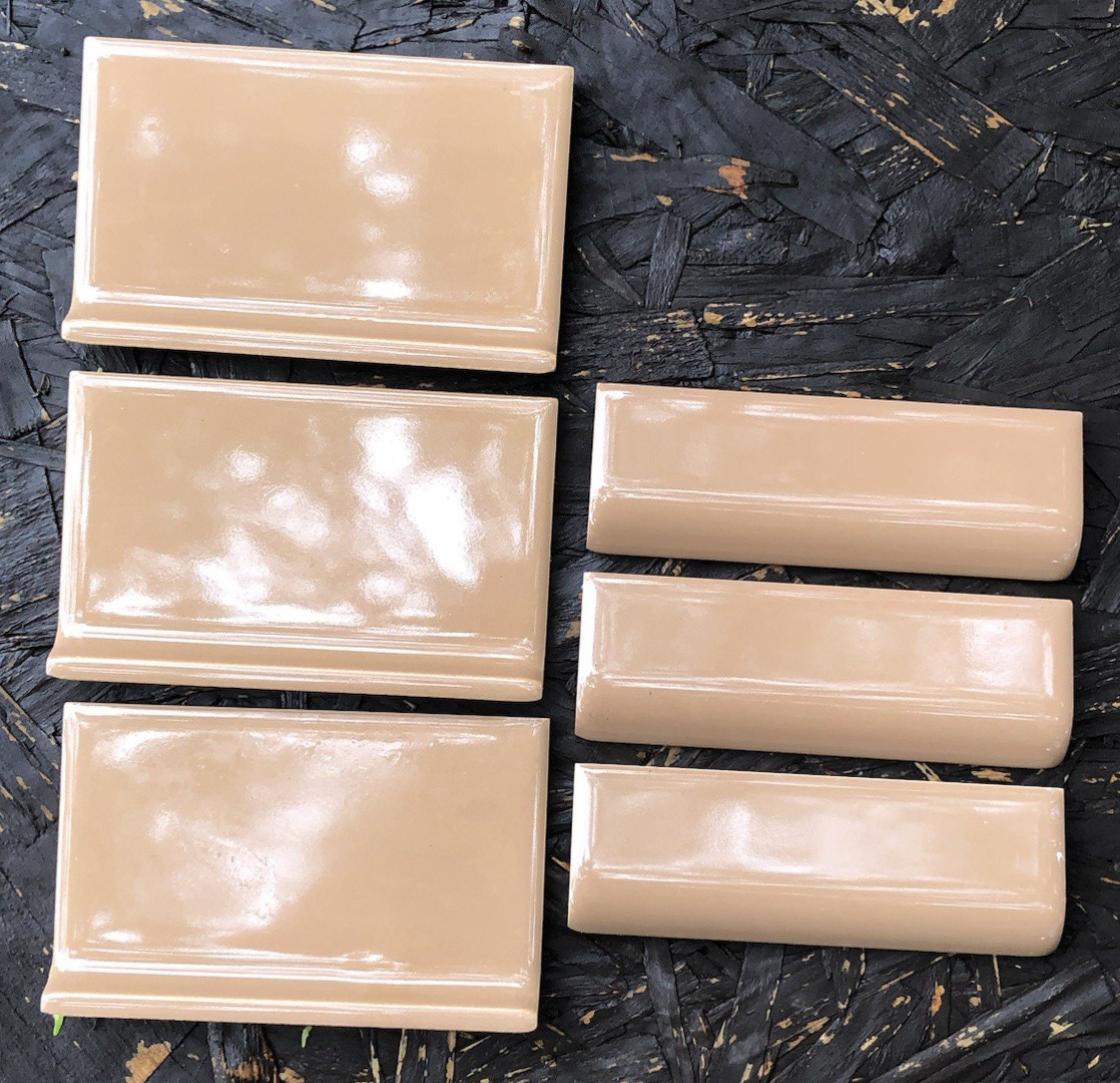 6 PCS Vintage 1950s Unused Bullnose & Cove DARK TAN BROWN Tile Mosaic USA