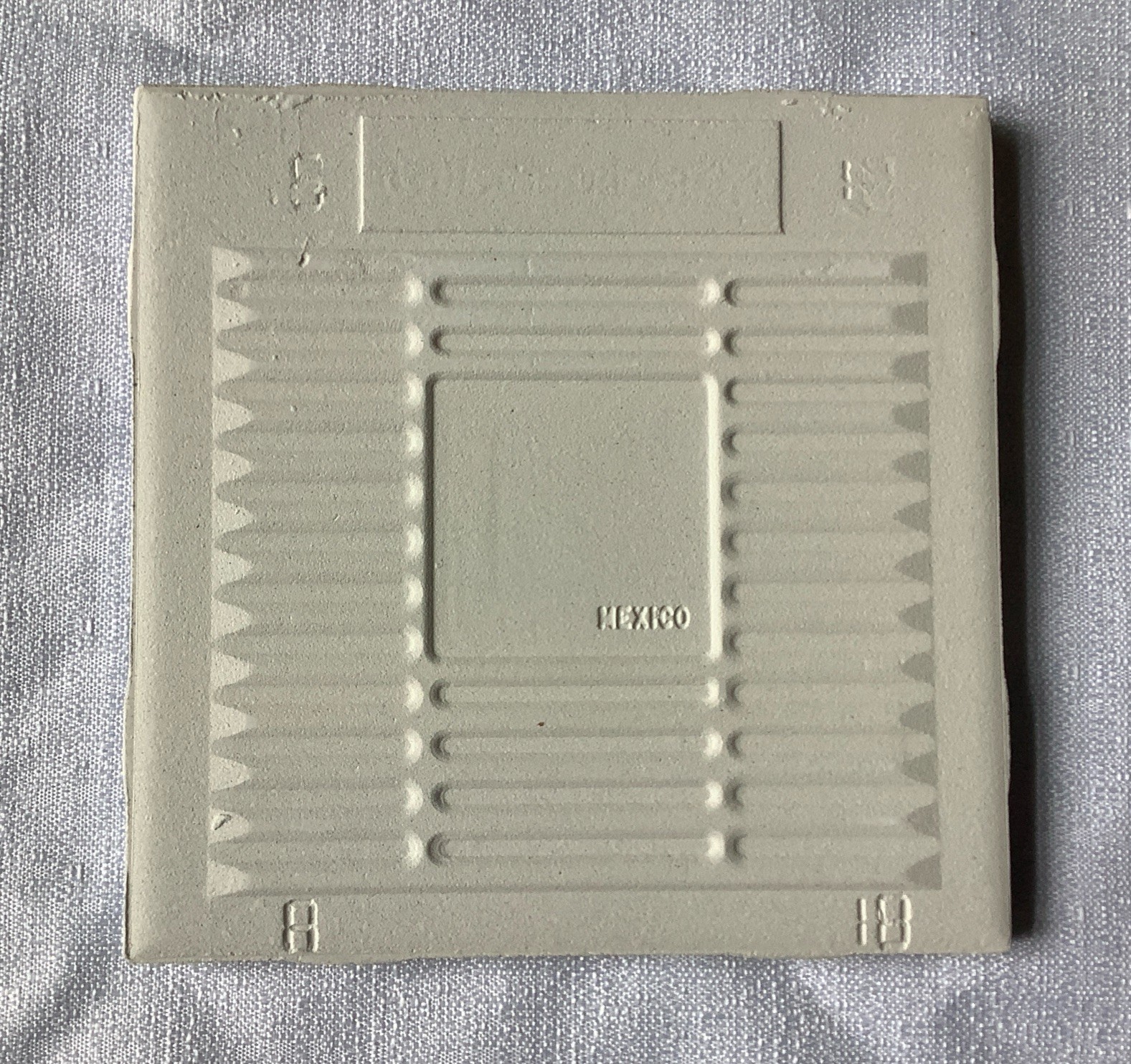 Lot Of 50 Blue Moon 4-1/4″ Glossy Ceramic Tile by Daltile NEW
