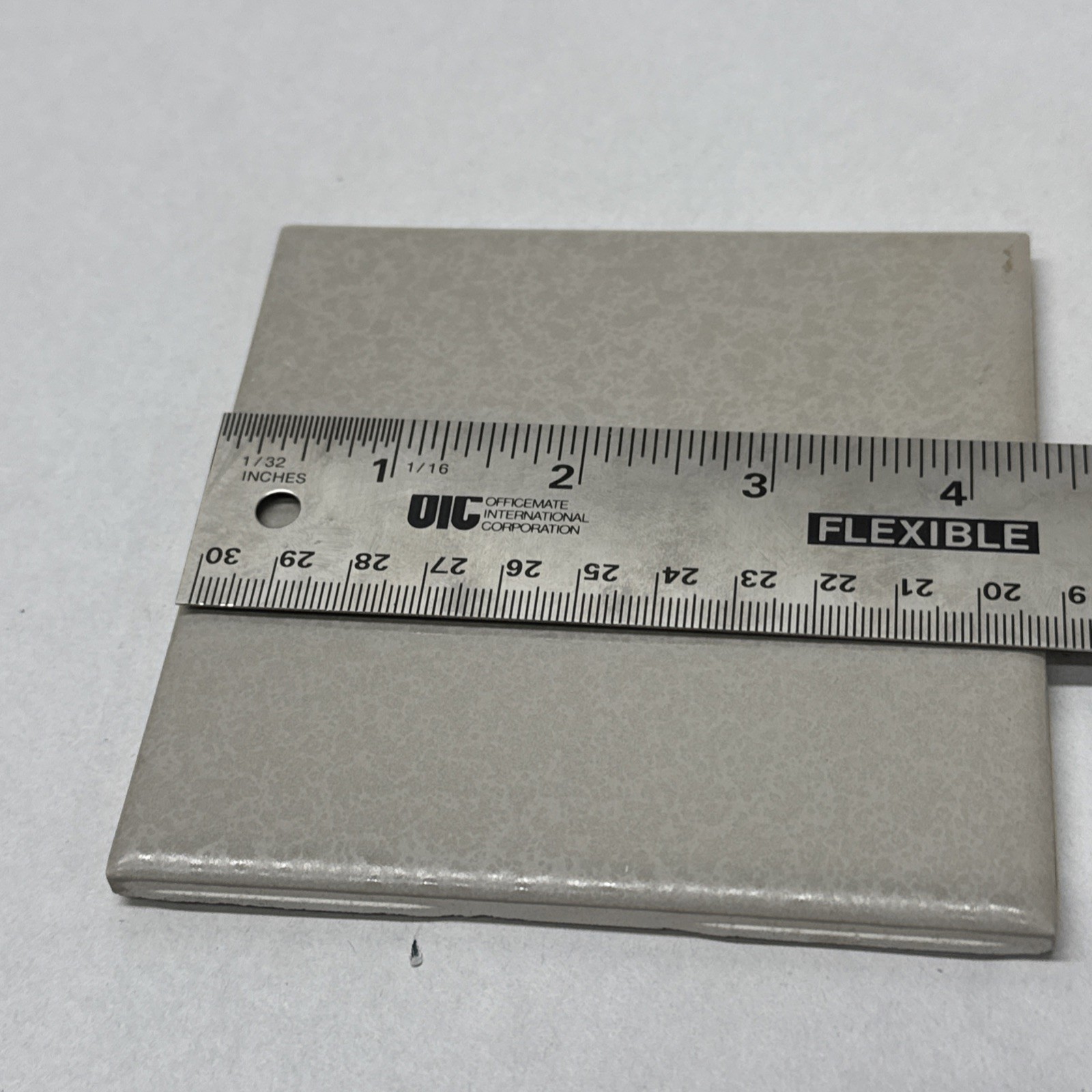 Florida Tile 4 3/8 Vintage FT Ceramic Crystal Glazed 4×4 Tan Gray Mottle Bone
