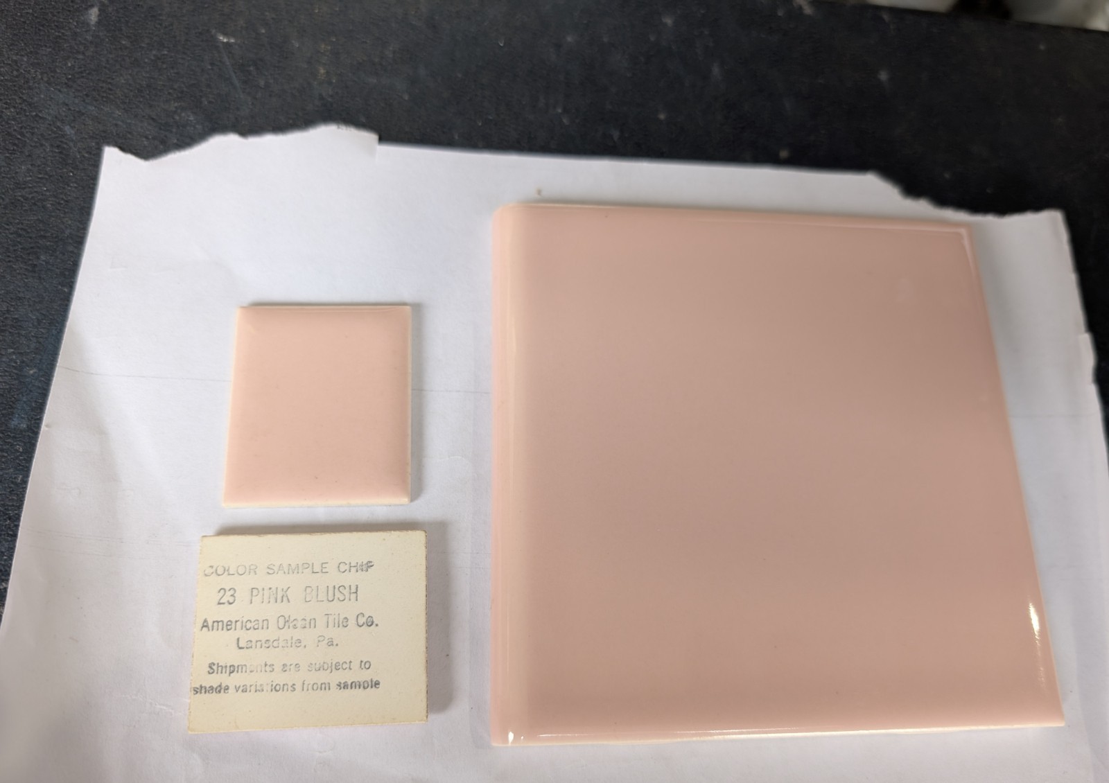 2 pcs 4 1/4″ Ceramic Tile #23 Pink Blush American Olean Thinset Bullnose S4449