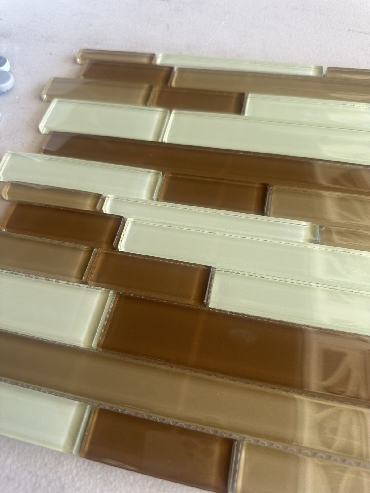 Light Beige Mix Glossy Glass Mosaic Staggered Mesh Mounted