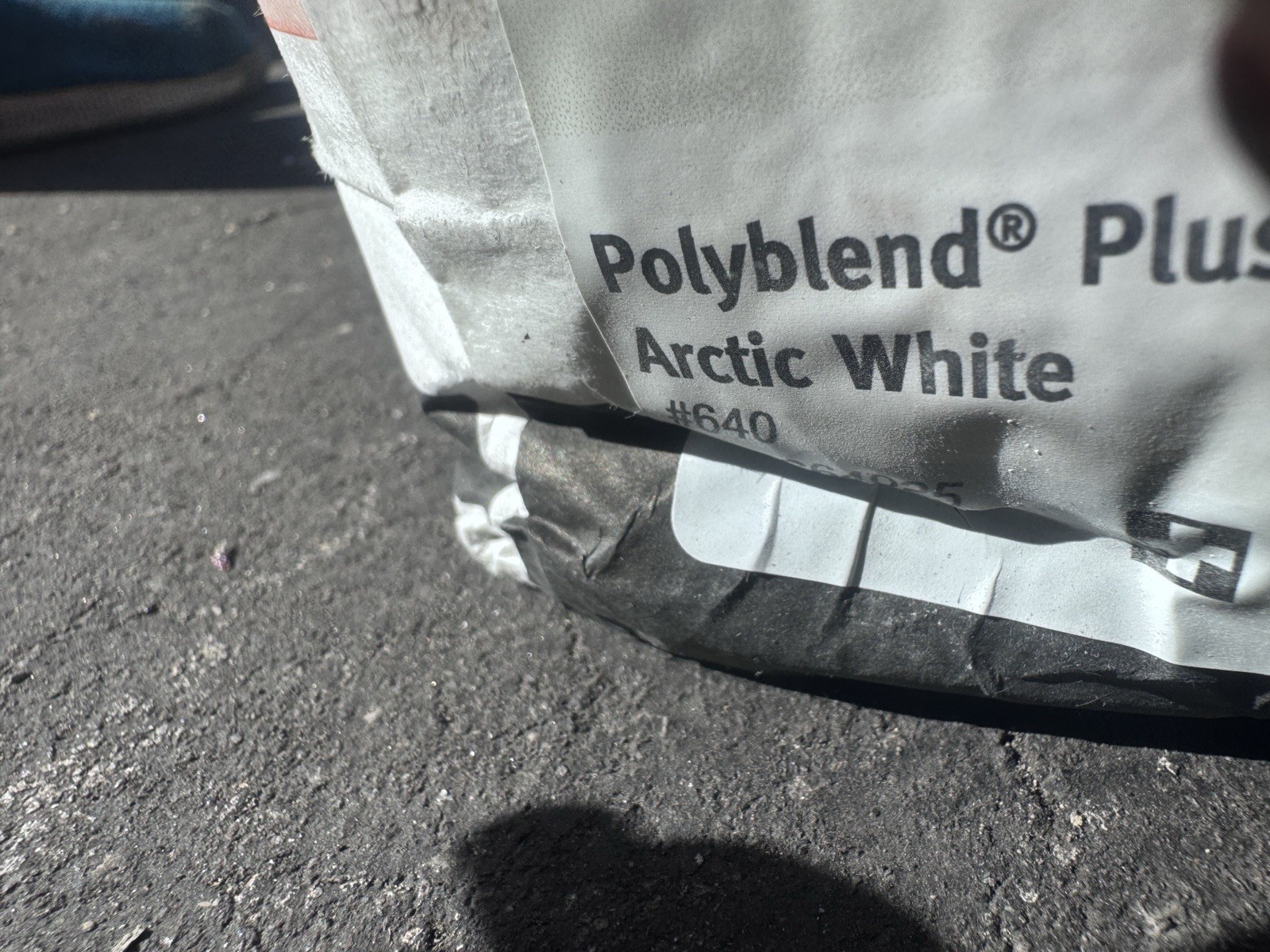 Custom Building Products PolyBlend Plus Sanded Grout 25 lbs Arctic White