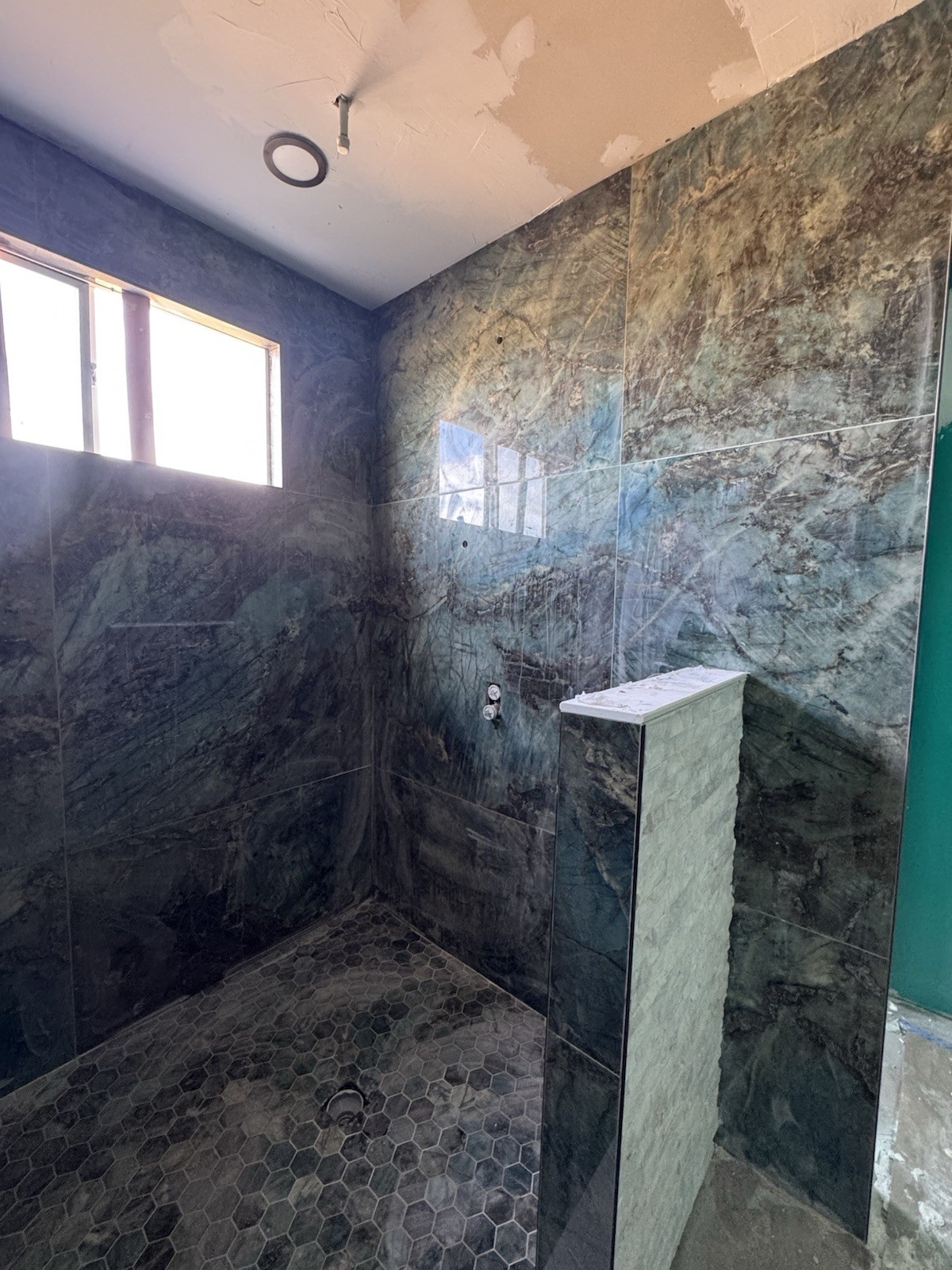 Forest Green Marble-Look Modern Glossy 48×48 Wall/Floor Tile