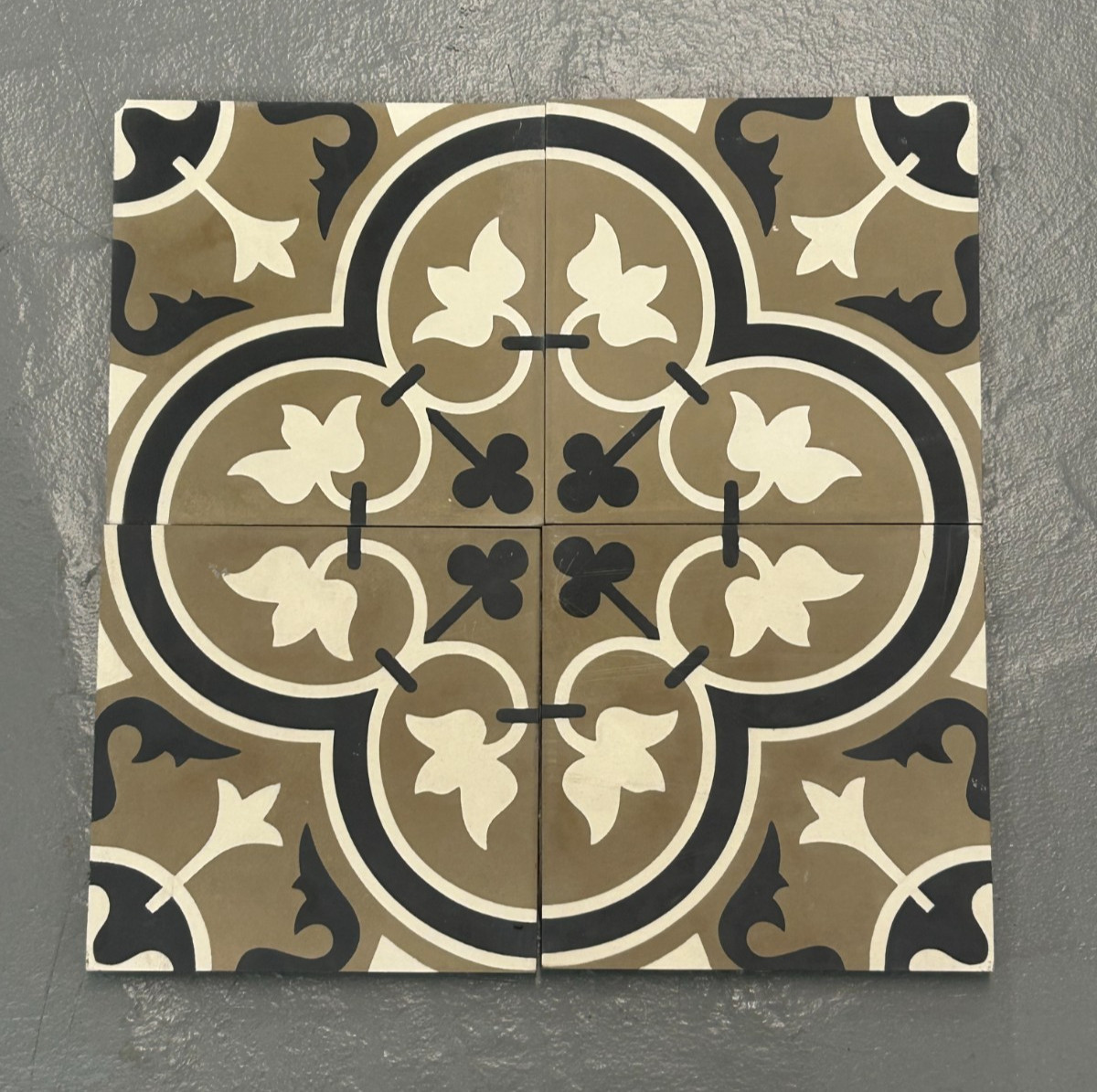 4 LILI SOPHIA ENCAUSTIC CEMENT TILES Designer Stone 16 x 16 Floor Mosaic Vietnam
