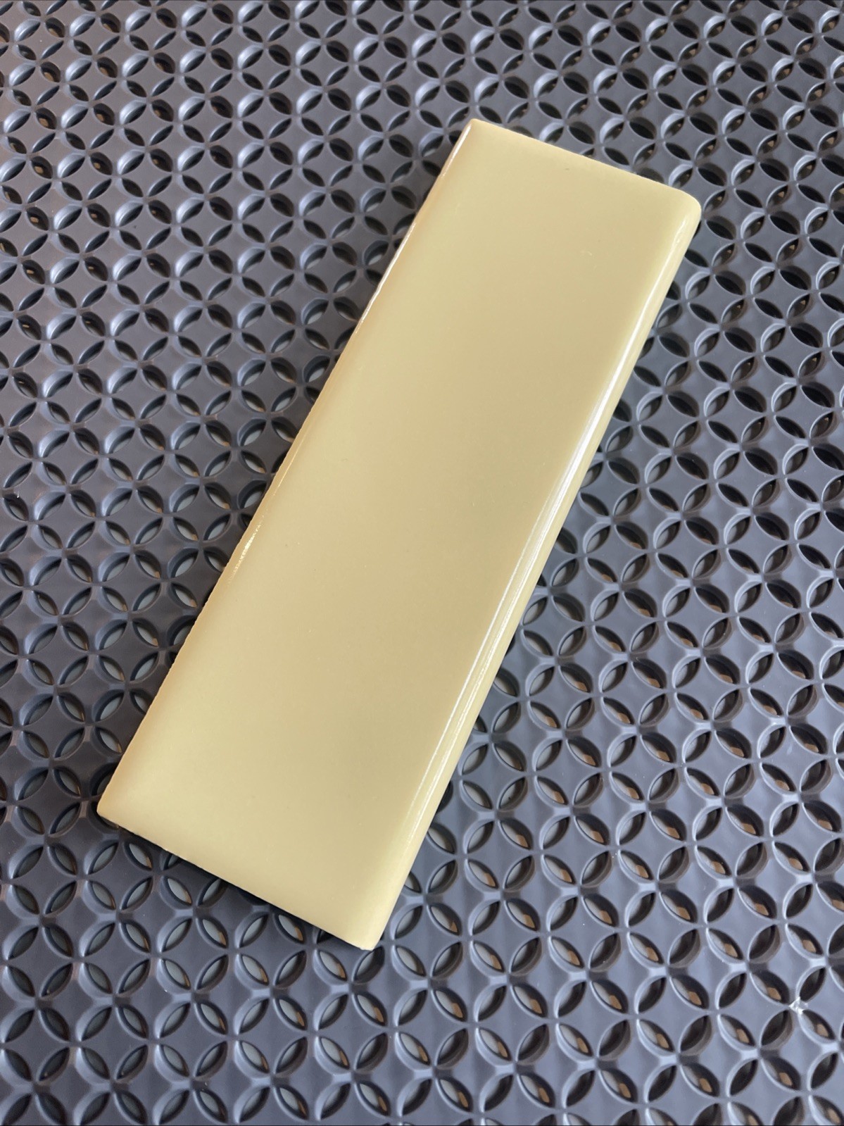 5 Vintage Yellow Gloss Ceramic Bullnose Flat Trim Tiles 2X6 457