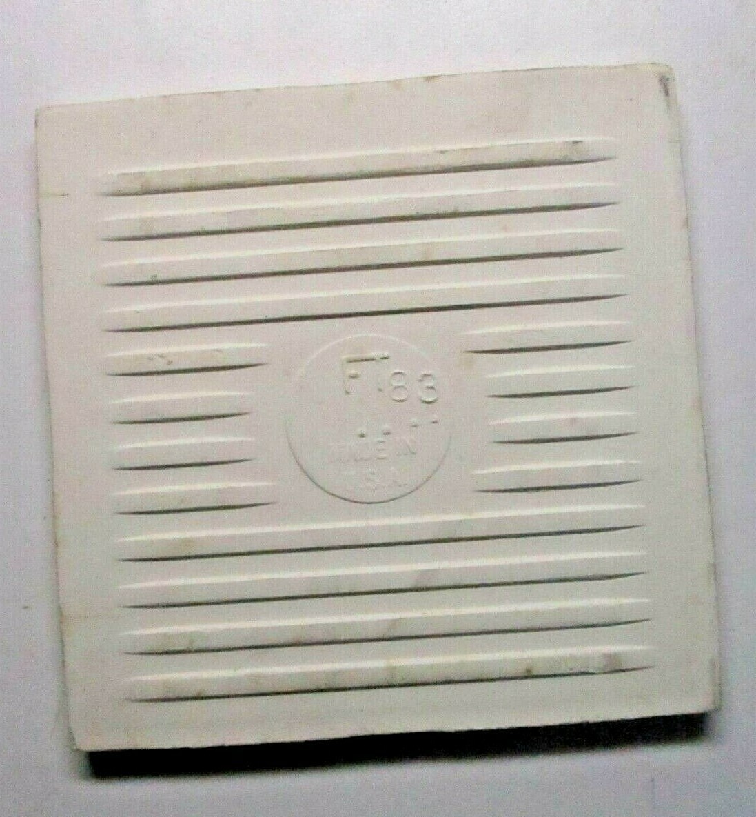 1 Wall Tile FT Florida USA 4-3/8″ Square 1980s Gloss Fawn Beige Ceramic Vintage