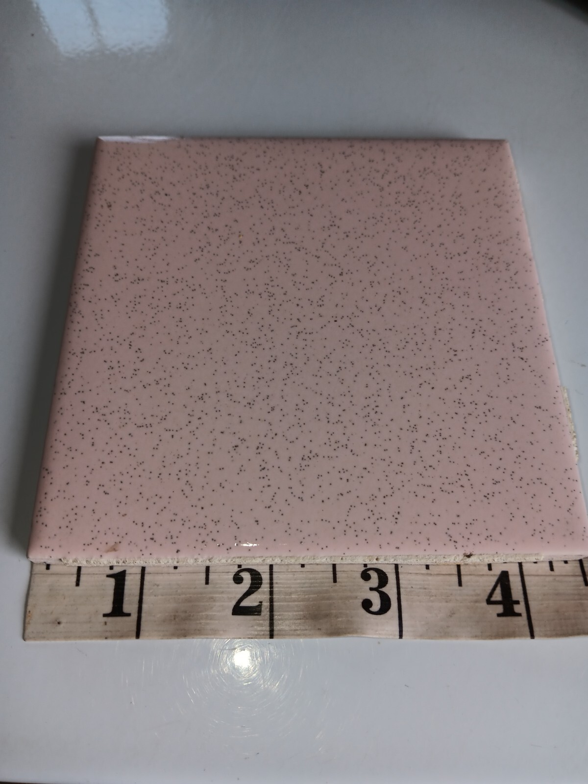 Robertson USA 4-3/8″ Sq. Pink Speckled Gray Ceramic Wall Tile 50s 60s VTG BR 3+