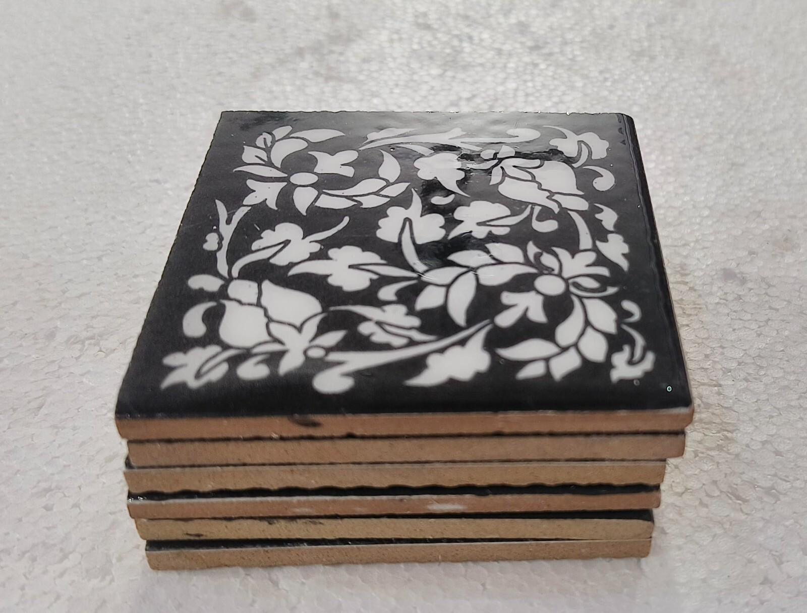 Interior Exterior Flooring Wall Ceramic Tile White & Black 4 x 4 in Set of 6