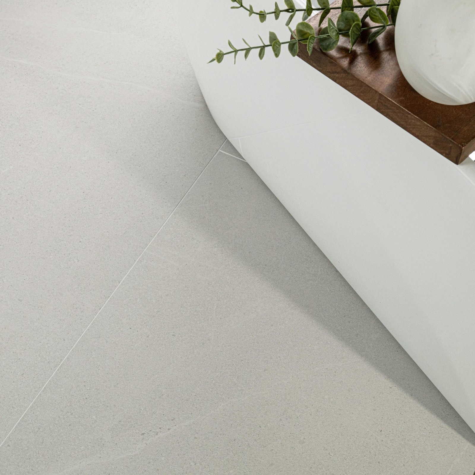 Ackland AKNPTMIL24X48M-PL Milena – 24″ x 48″ Porcelain Solid – Silver