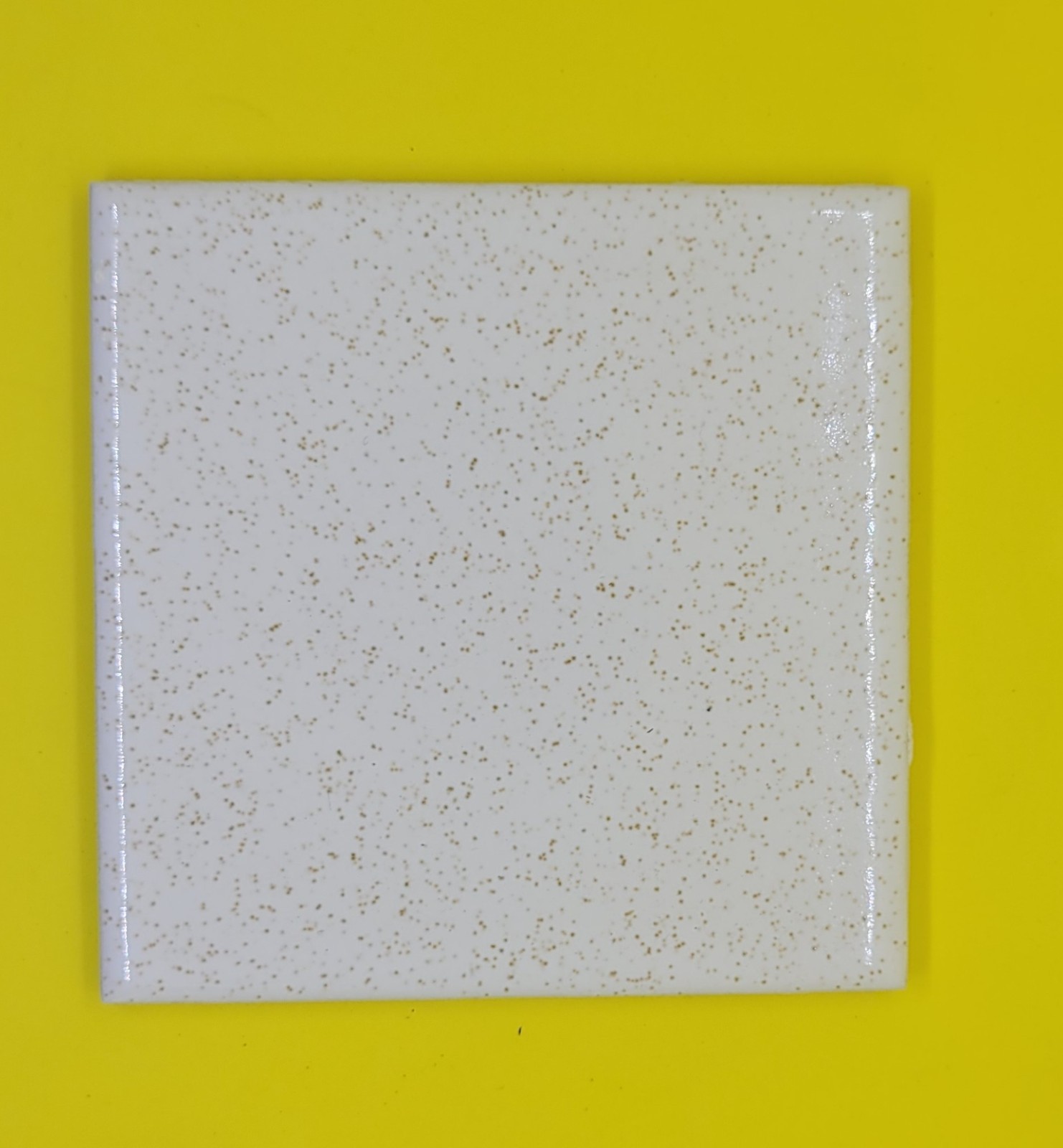 Ceramic Florida Tile 4 3/8” White Gold Speckle Glossy – Reclaimed – 1 each