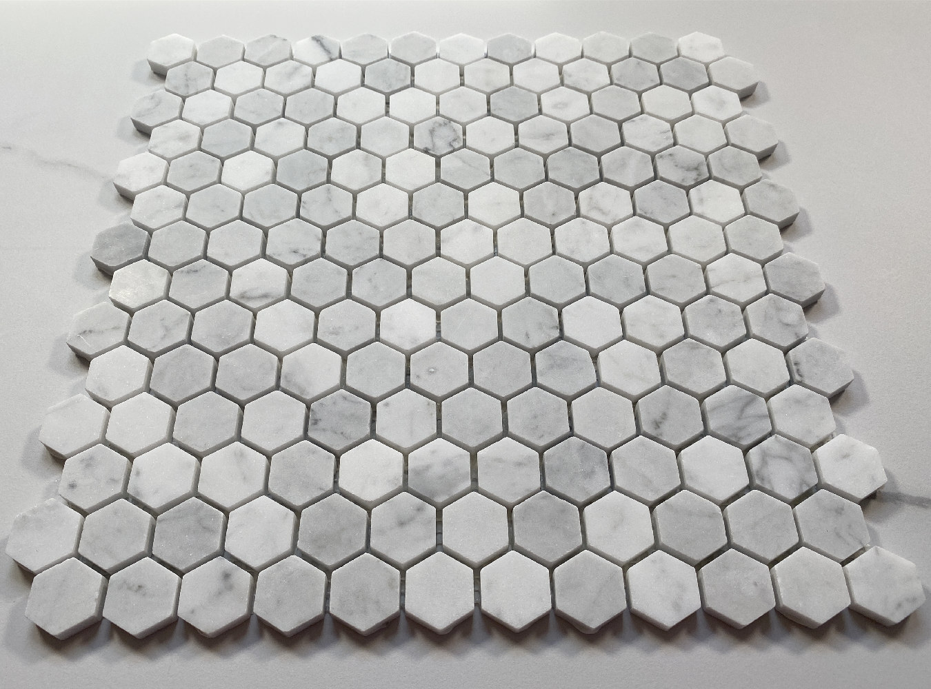 C31XH Carrara Marble 1″ Hexagon Tile Venato White Carrera Mosaic Honed