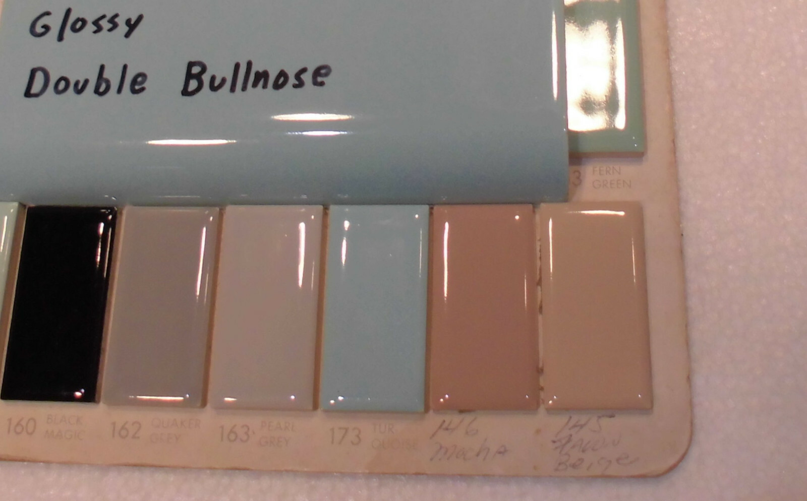 1 pc. Turquoise 6″ x 6″ Double Radius Bullnose Glossy Ceramic Tile: made 1950’s