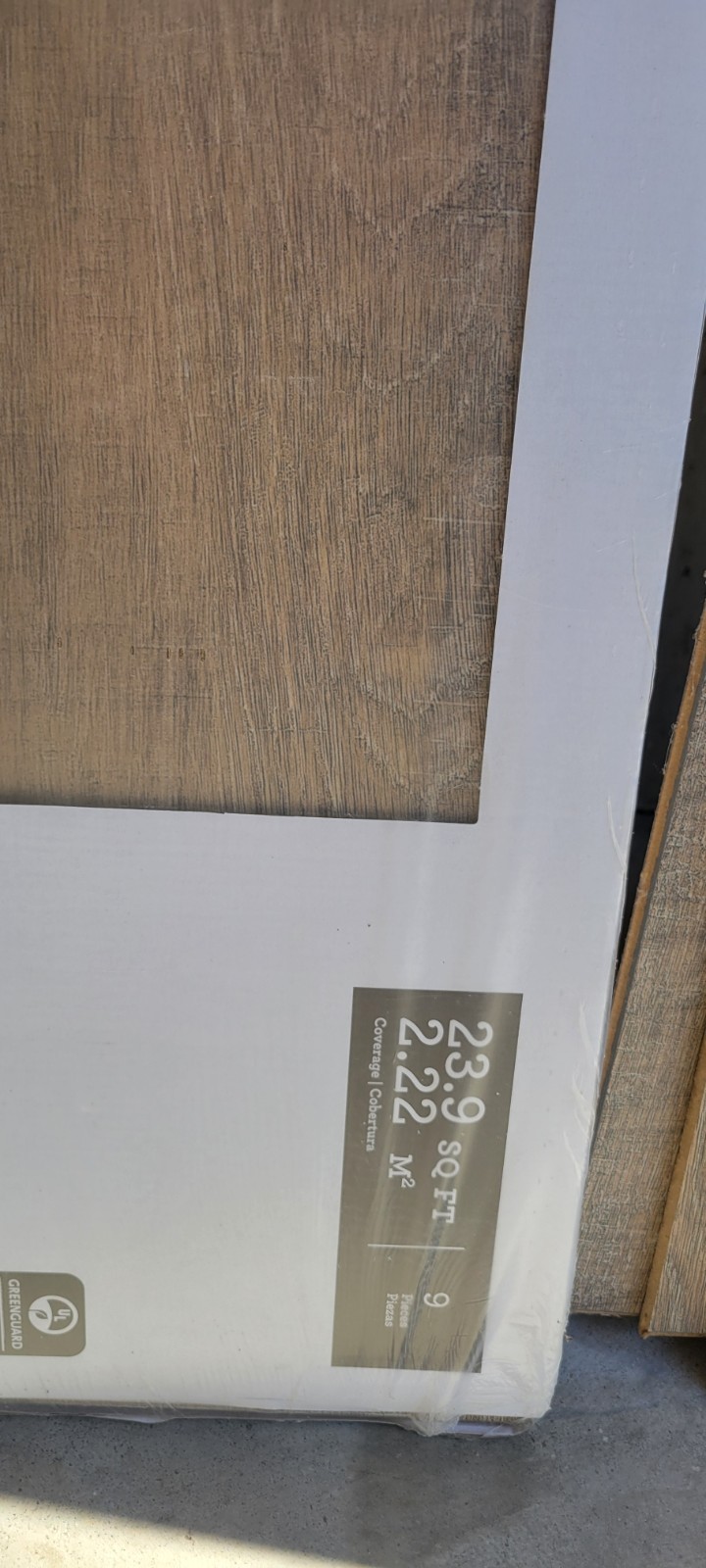 Allen Roth (Lowes) Urbanite Oak Water Resistant Laminate Flooring Click Lock