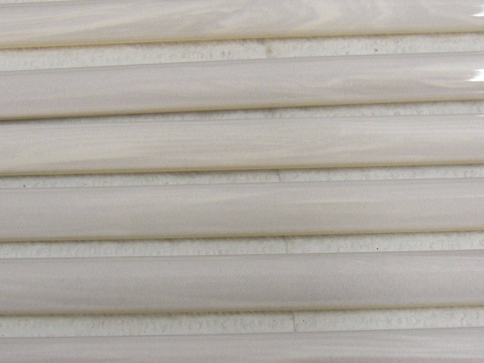 Dal-Tile Ceramic Trim “Jolly” CP06-Providential Gloss 12″x12″x1/4″ Pack of 12