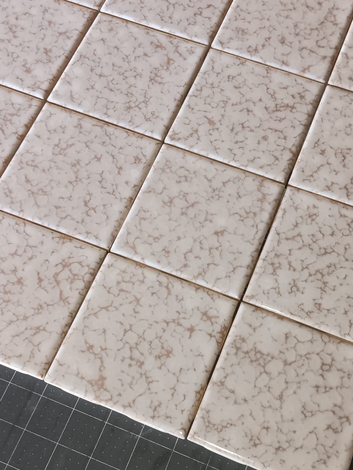 24 pack Ceramic Tile OAK TAN 4.25 Field Tile Bathroom Kitchen MIRAPLAS