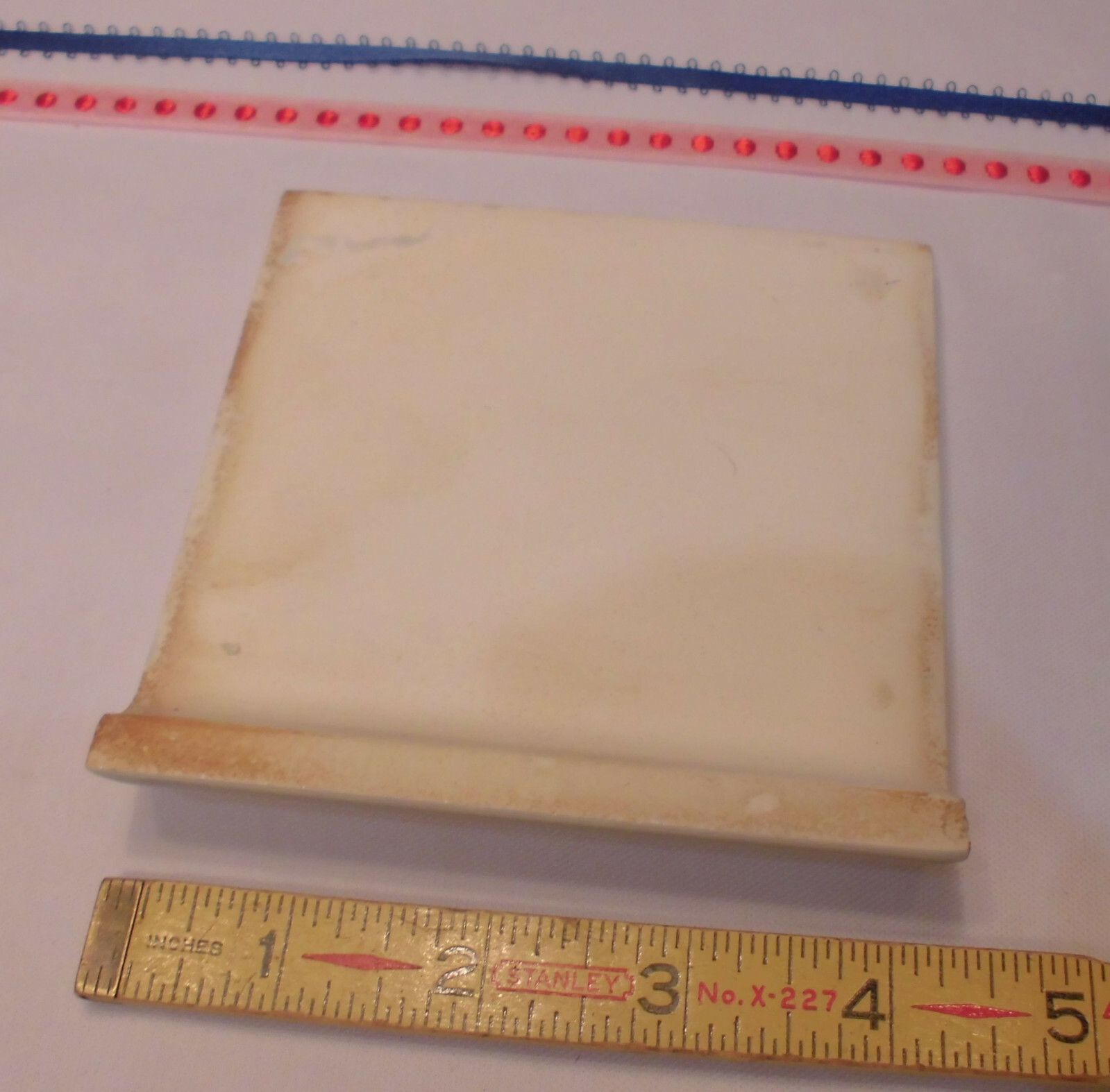 1 pc. Bullnose Radius Ceramic Tile *Slate Gray* 4-3/8″ by Robertson Co. Glossy