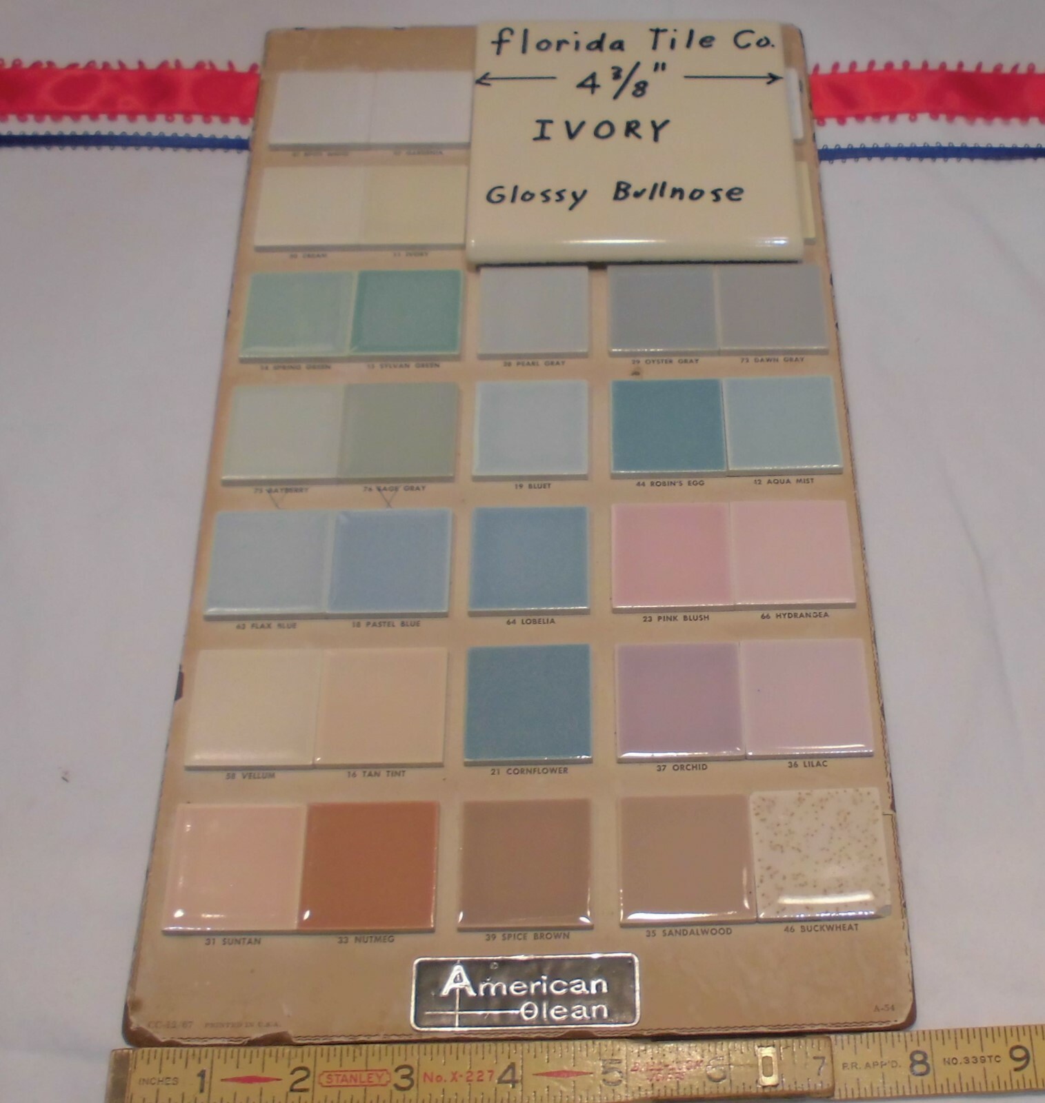 1 pc. Bullnose Ceramic Tiles *Ivory* 4-3/8″ Florida Tile Co. New Glossy Mint